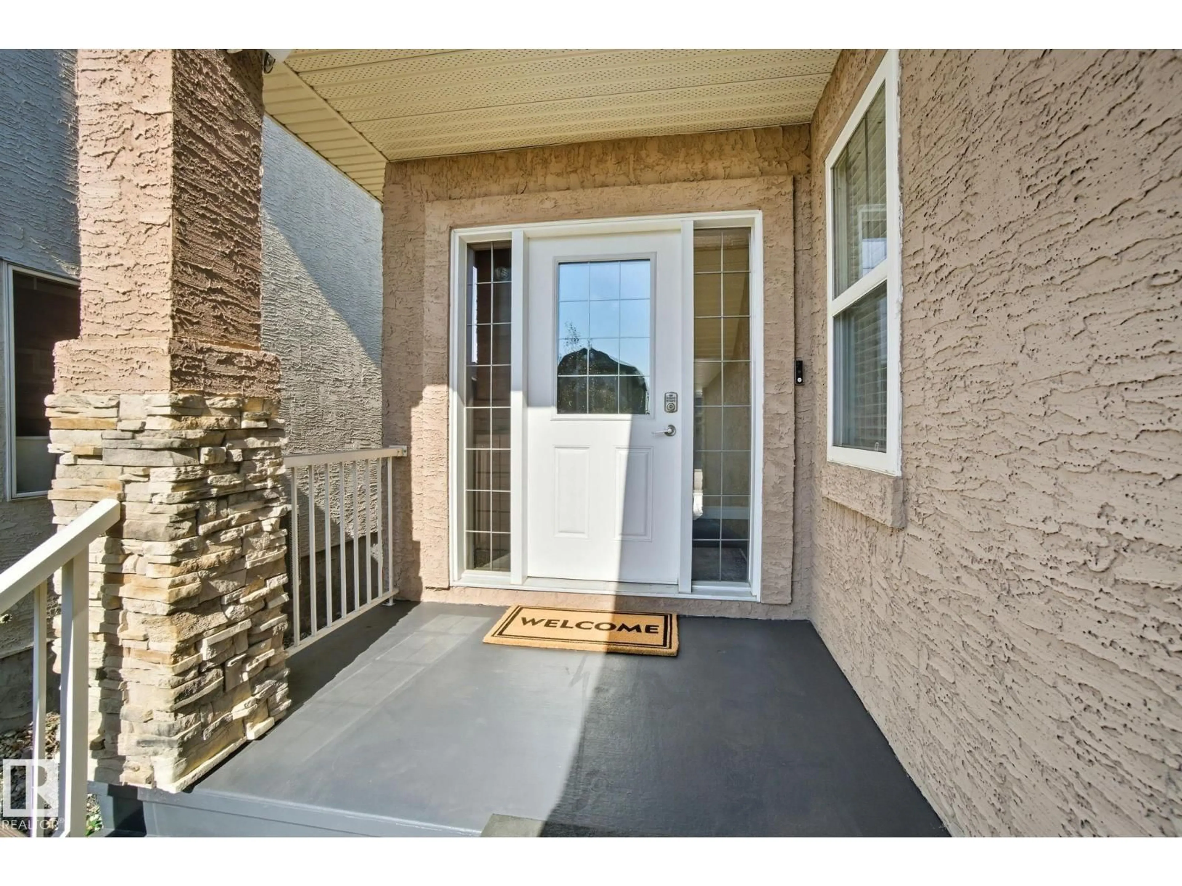 Indoor entryway for 9216 181 AV, Edmonton Alberta T5Z0K1