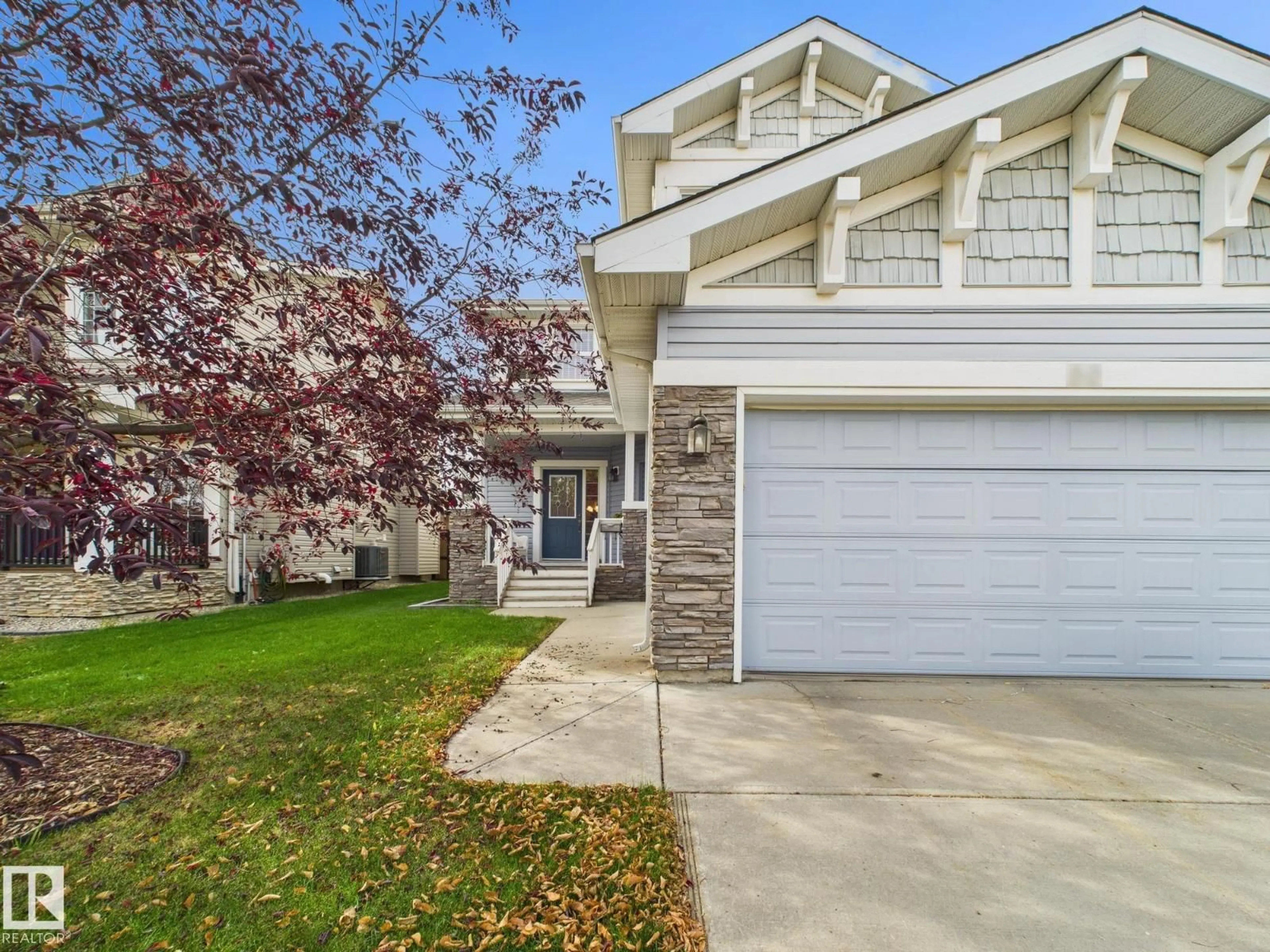 Home with vinyl exterior material, street for 80 NORTH RIDGE DR, St. Albert Alberta T8N7M6