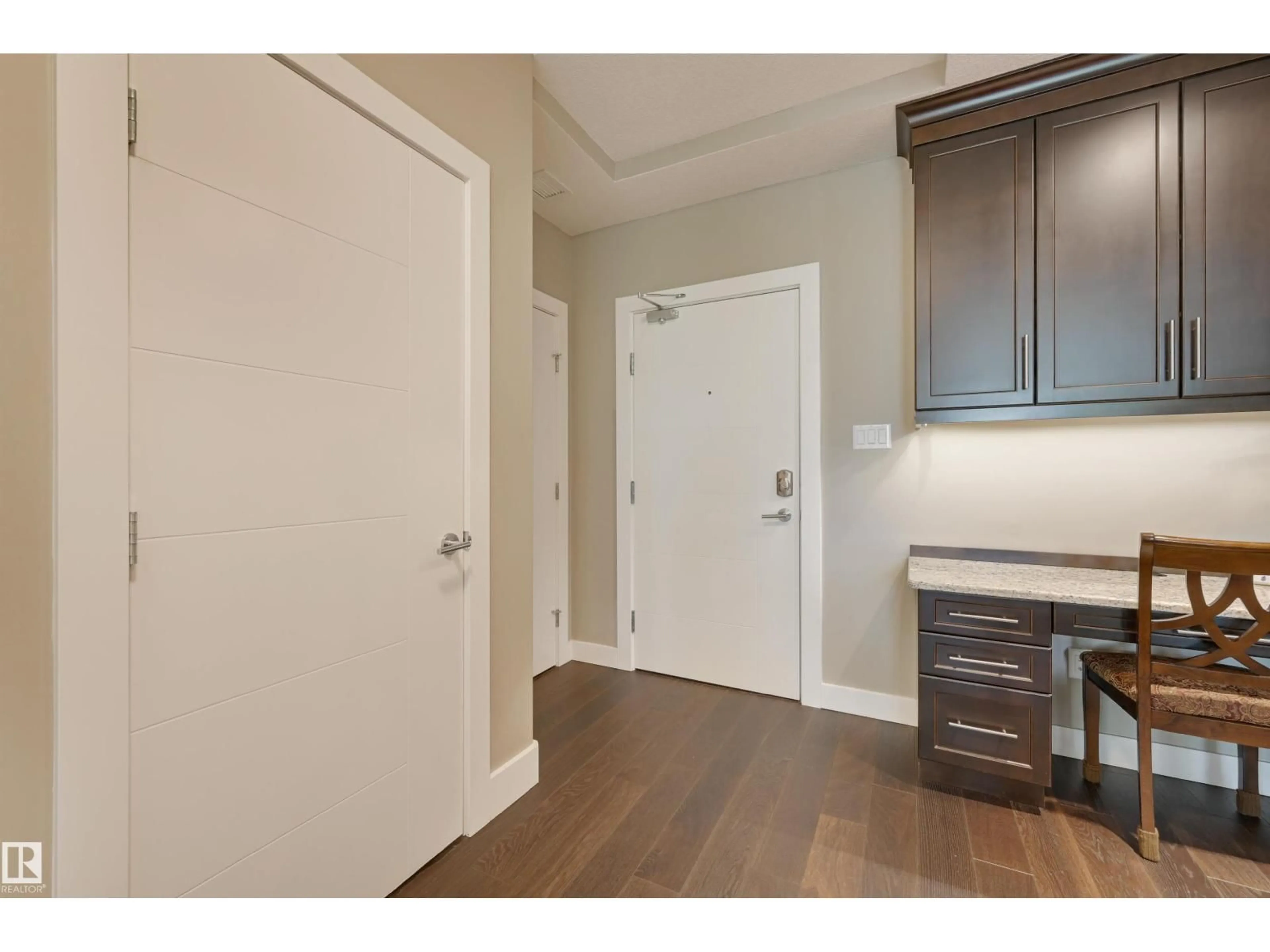 Indoor entryway for #221 - 11080 ELLERSLIE RD SW, Edmonton Alberta T6W2C2