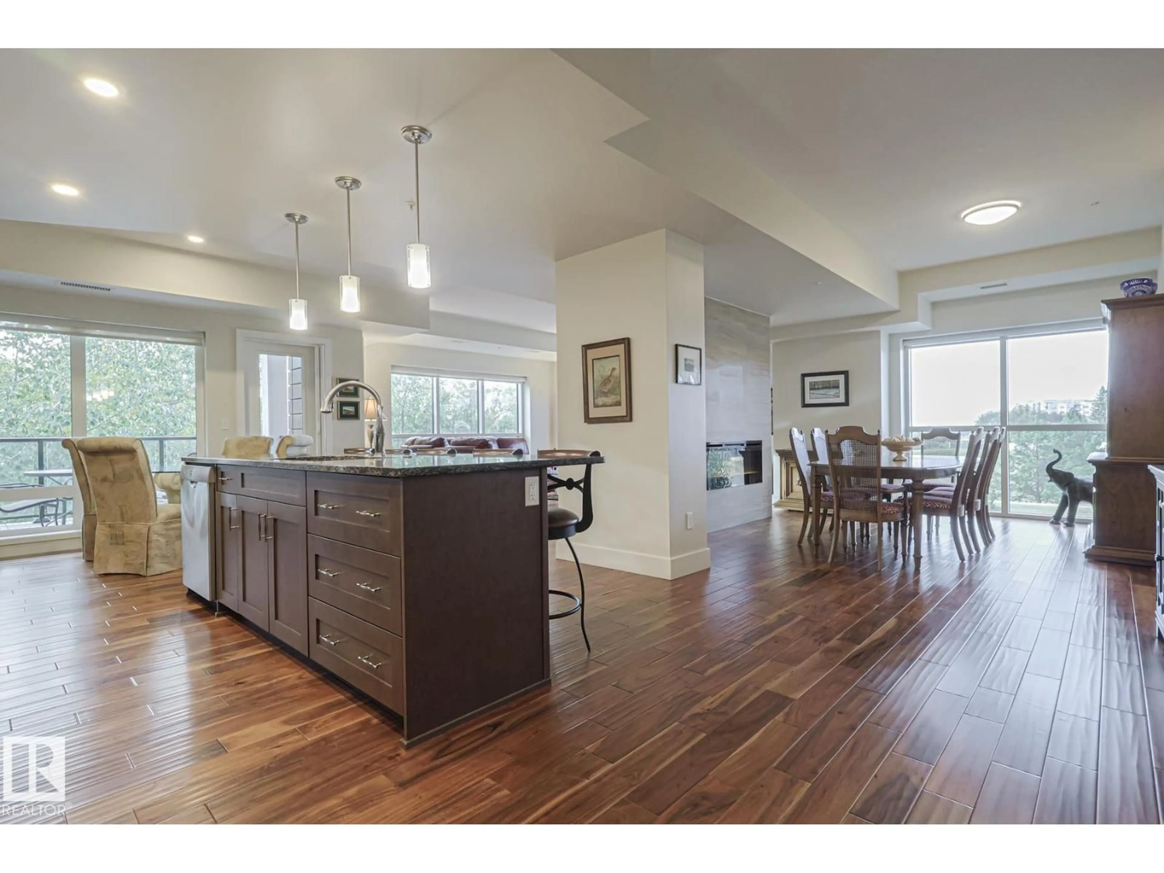 Open concept kitchen, wood/laminate floor for 301 - 200 BELLEROSE DR, St. Albert Alberta T8N7P7