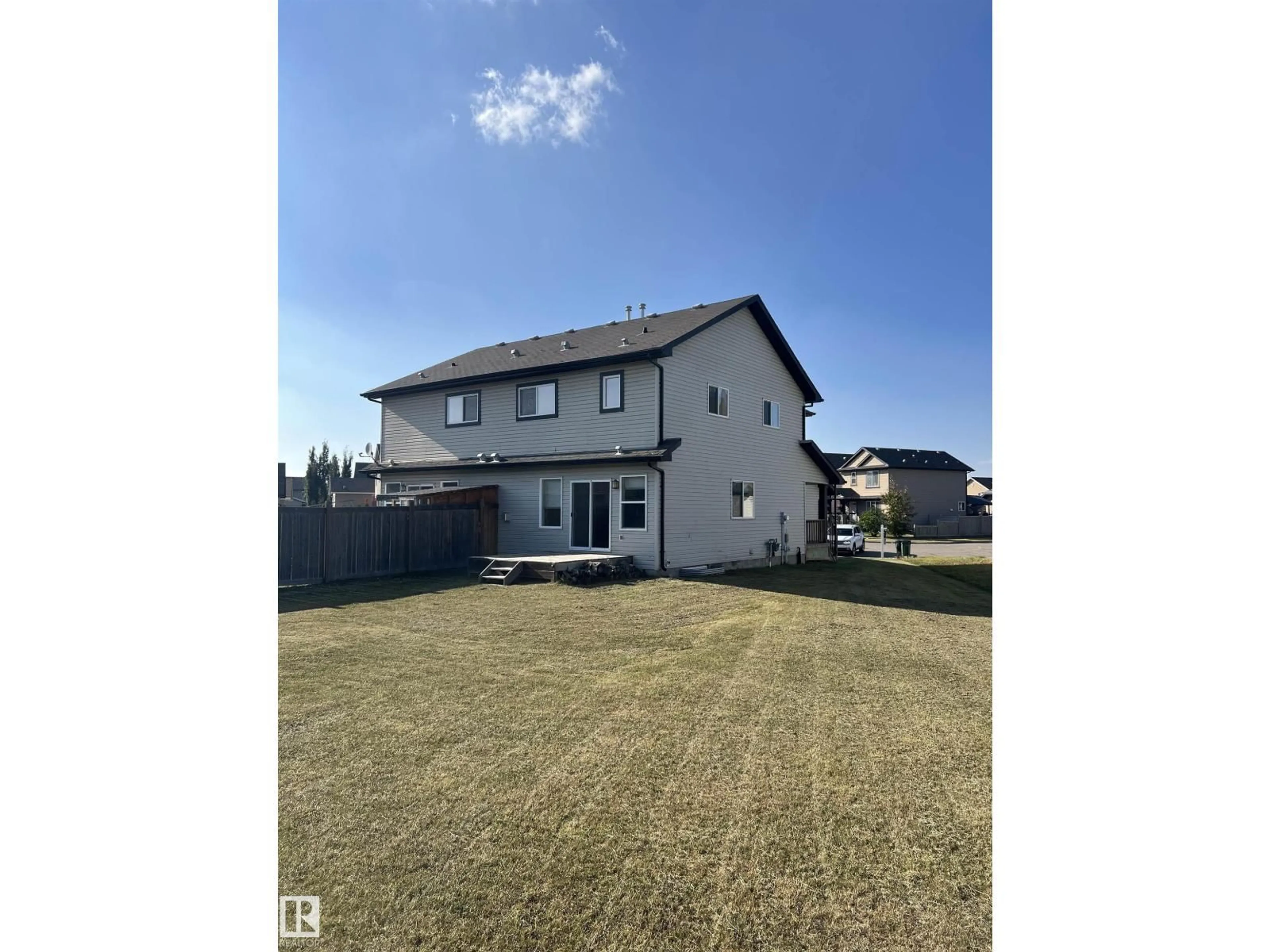 A pic from outside/outdoor area/front of a property/back of a property/a pic from drone, unknown for 3705 11 ST, Edmonton Alberta T6T0E8