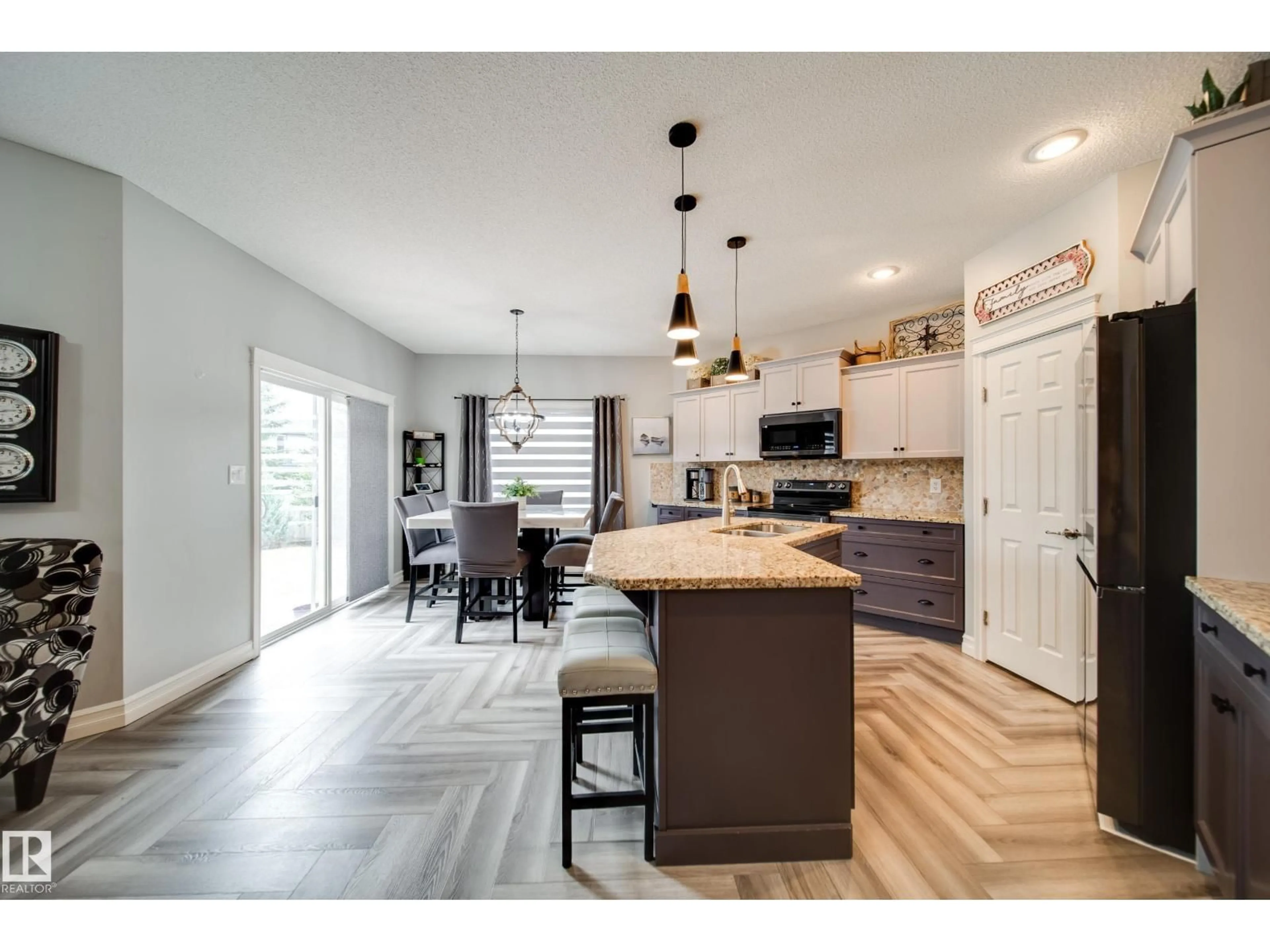 Open concept kitchen, unknown for 5927 6 AV, Edmonton Alberta T6X0G4