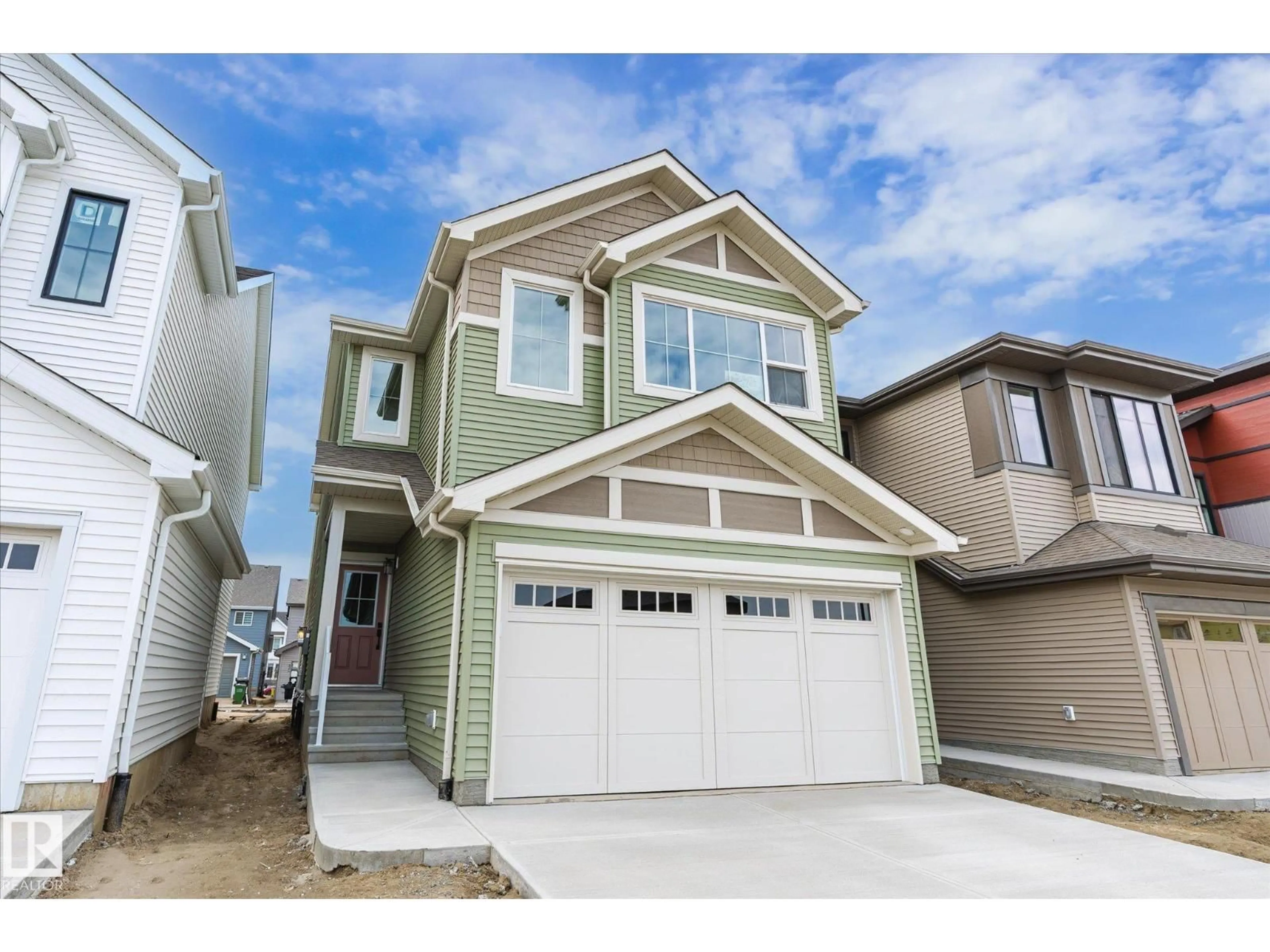 Home with vinyl exterior material, street for NW - 8724 226 ST, Edmonton Alberta T5T7Y6