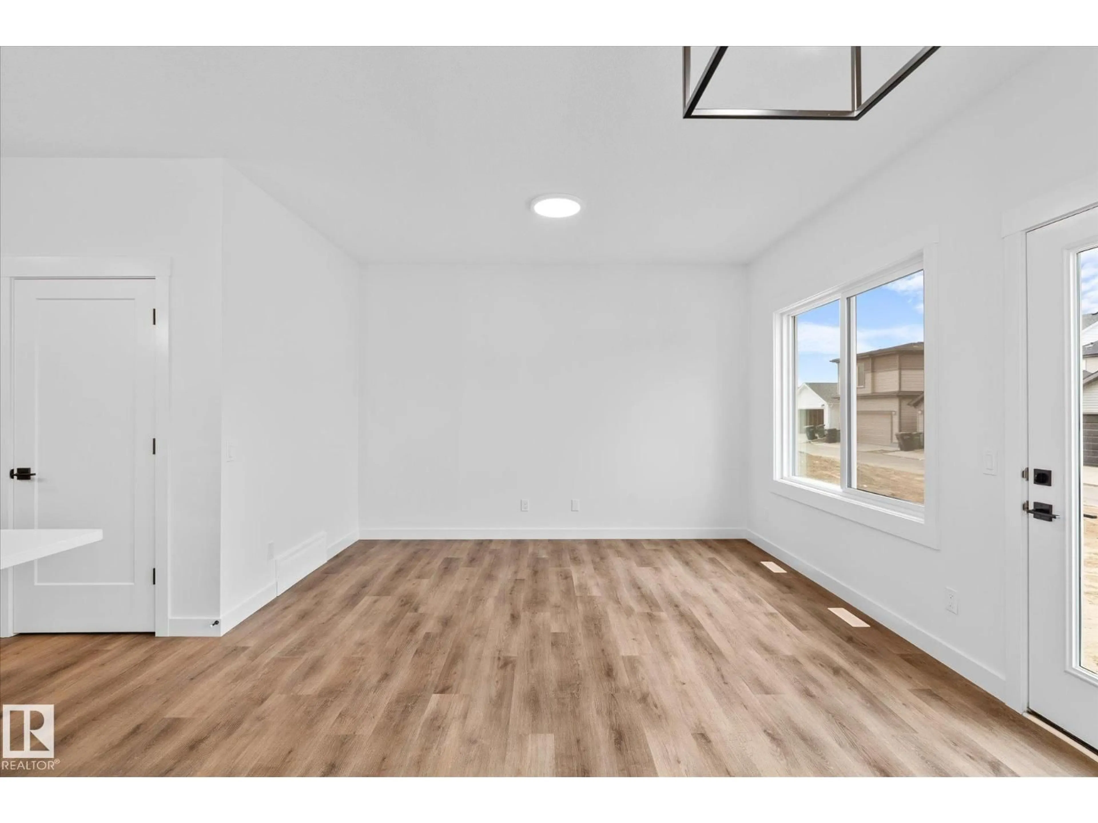 A pic of a room for NW - 8724 226 ST, Edmonton Alberta T5T7Y6