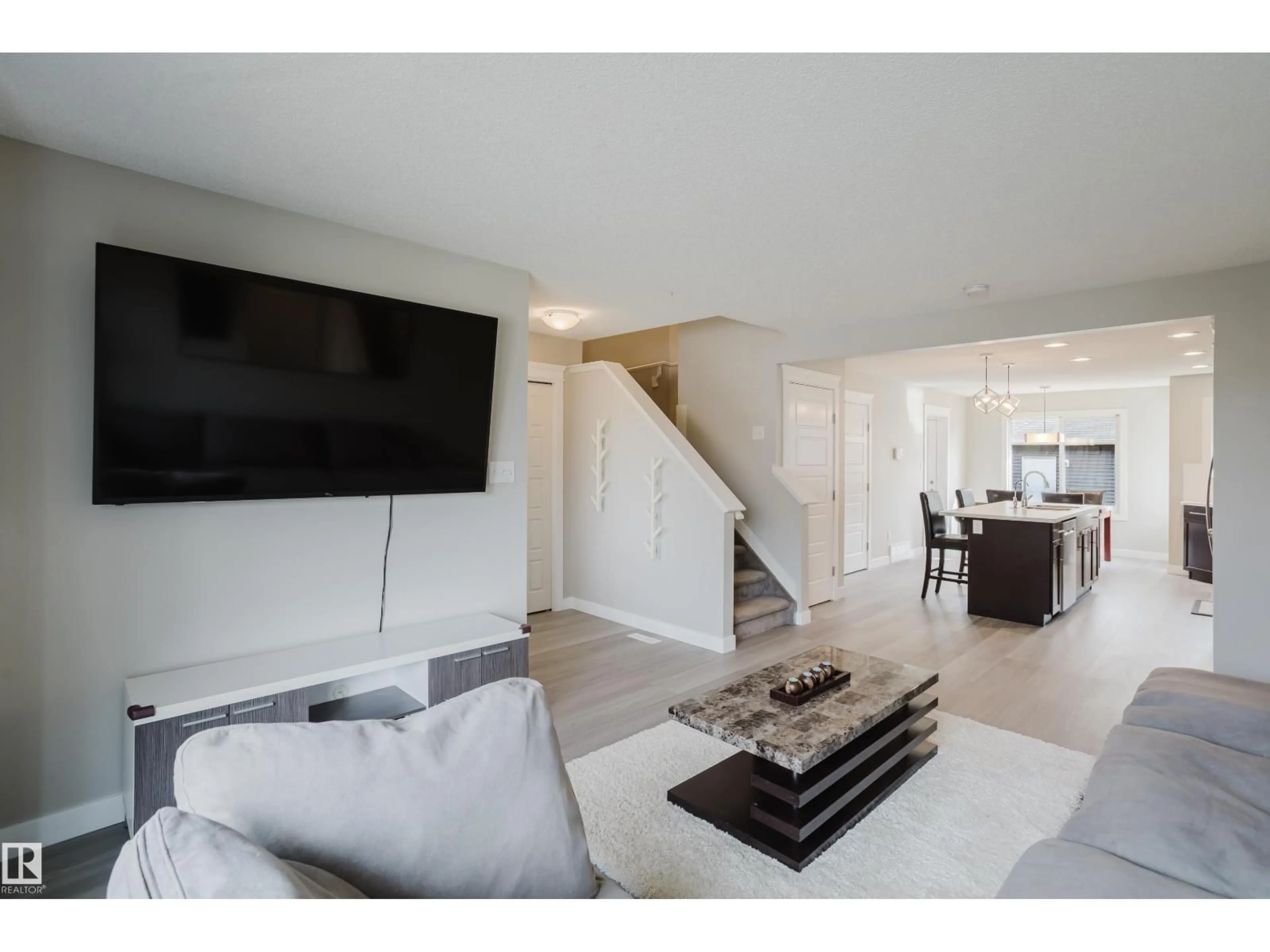 Unknown for 287 DESROCHERS BV, Edmonton Alberta T6W3H9