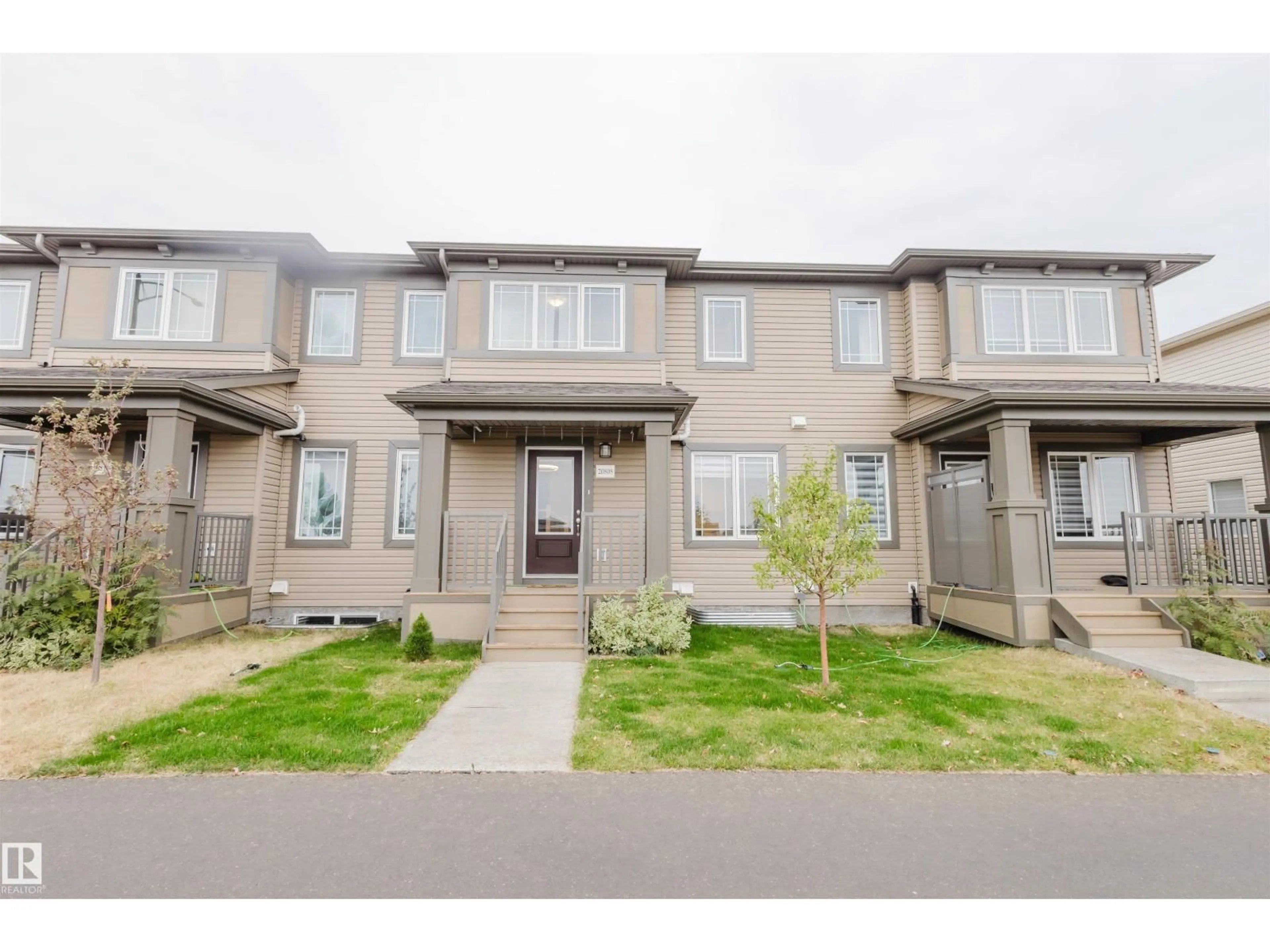 A pic from outside/outdoor area/front of a property/back of a property/a pic from drone, street for 20808 19 AV, Edmonton Alberta T6M1R5