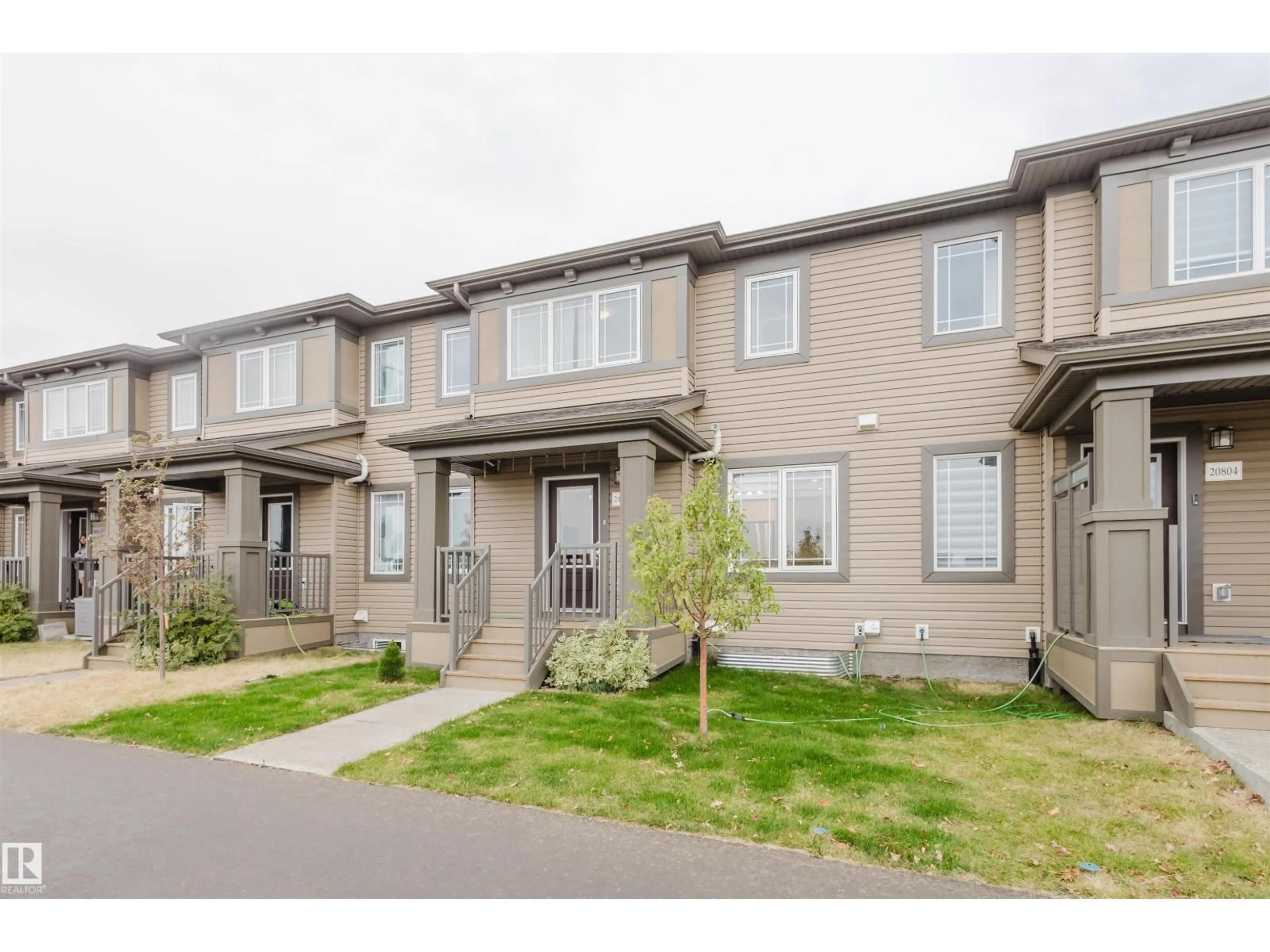 A pic from outside/outdoor area/front of a property/back of a property/a pic from drone, street for 20808 19 AV, Edmonton Alberta T6M1R5
