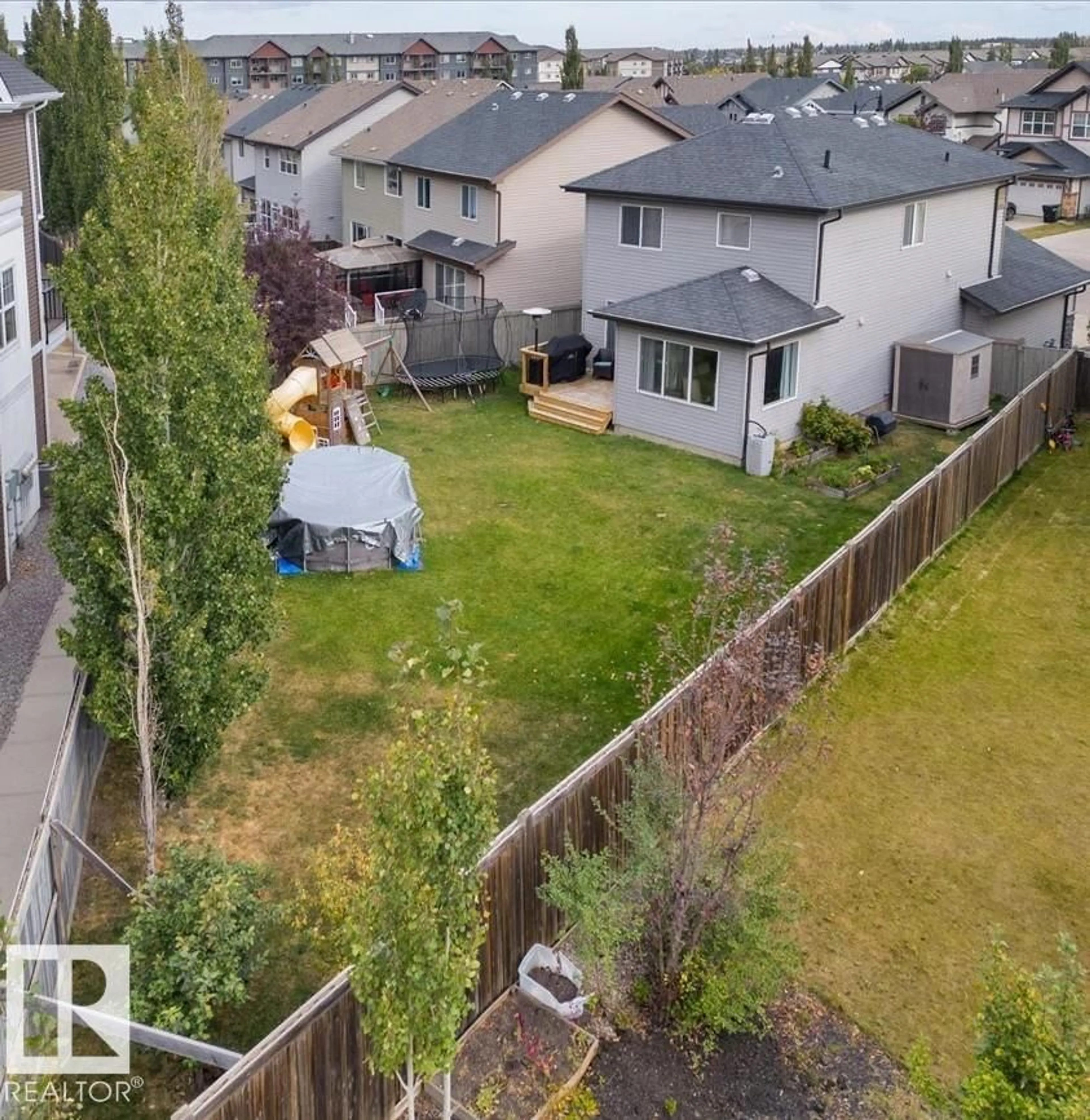A pic from outside/outdoor area/front of a property/back of a property/a pic from drone, unknown for 2591 COLE CR, Edmonton Alberta T6W2A3