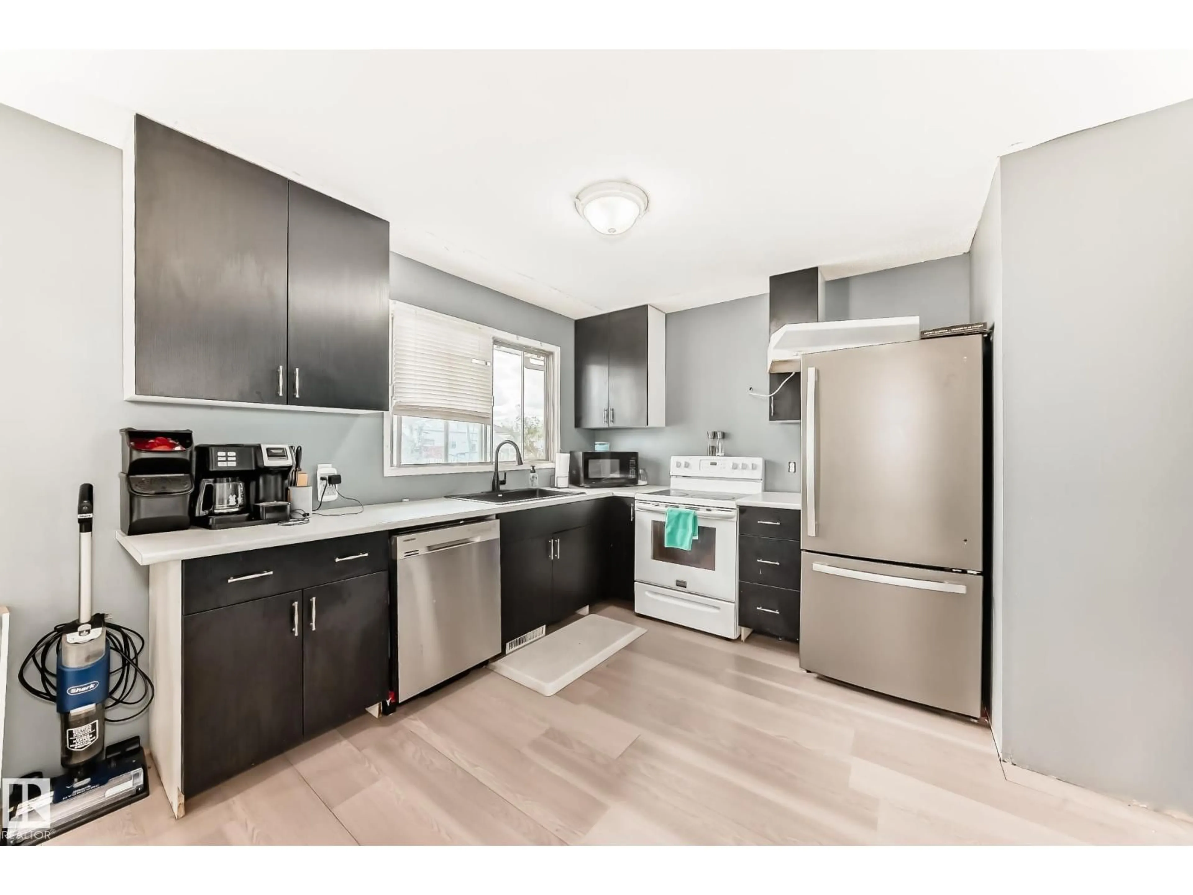 Open concept kitchen, unknown for 5044 45 ST, Lamont Alberta T0B2R0