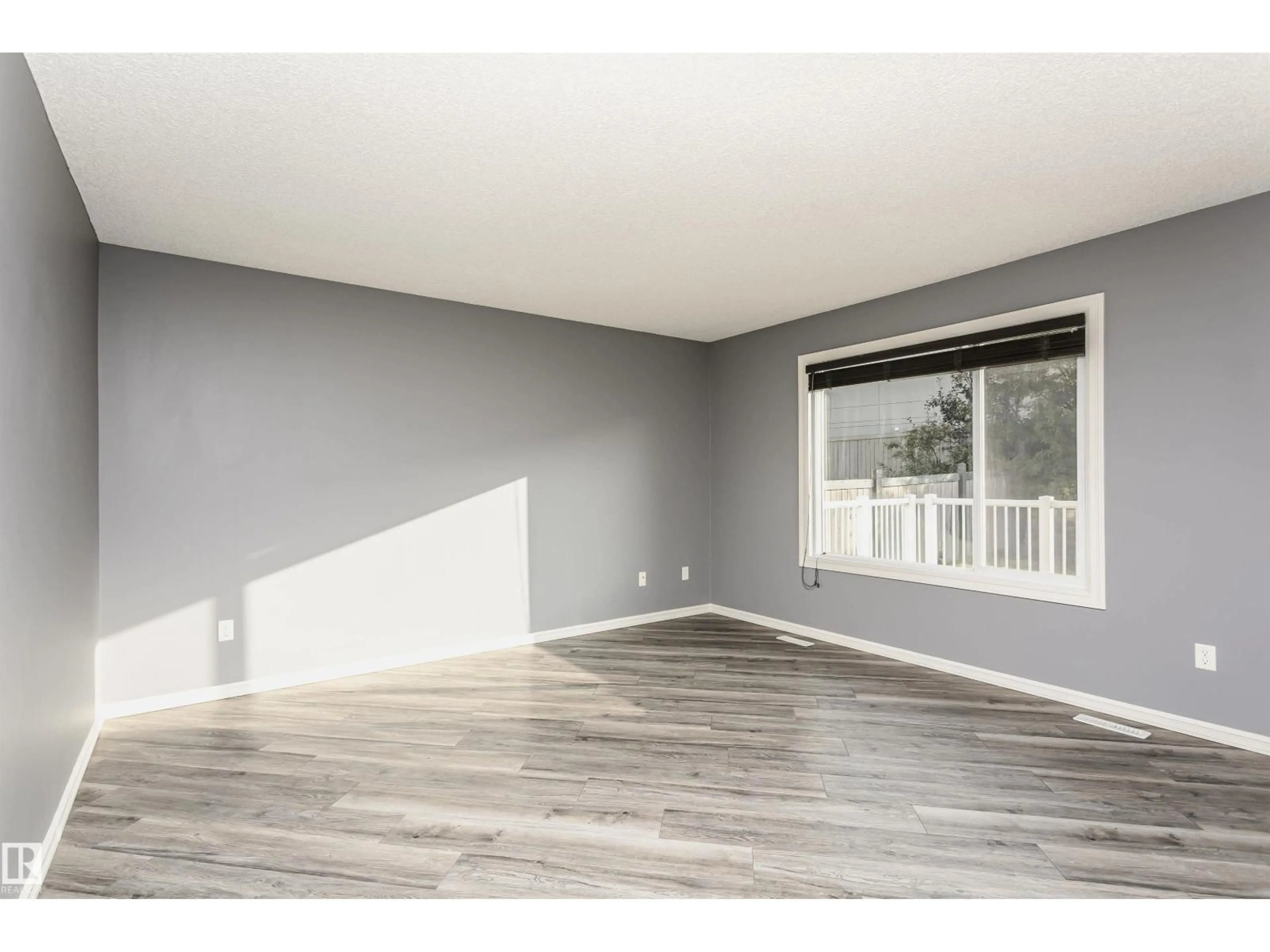 A pic of a room for 125 RUE MASSON, Beaumont Alberta T4X1S8