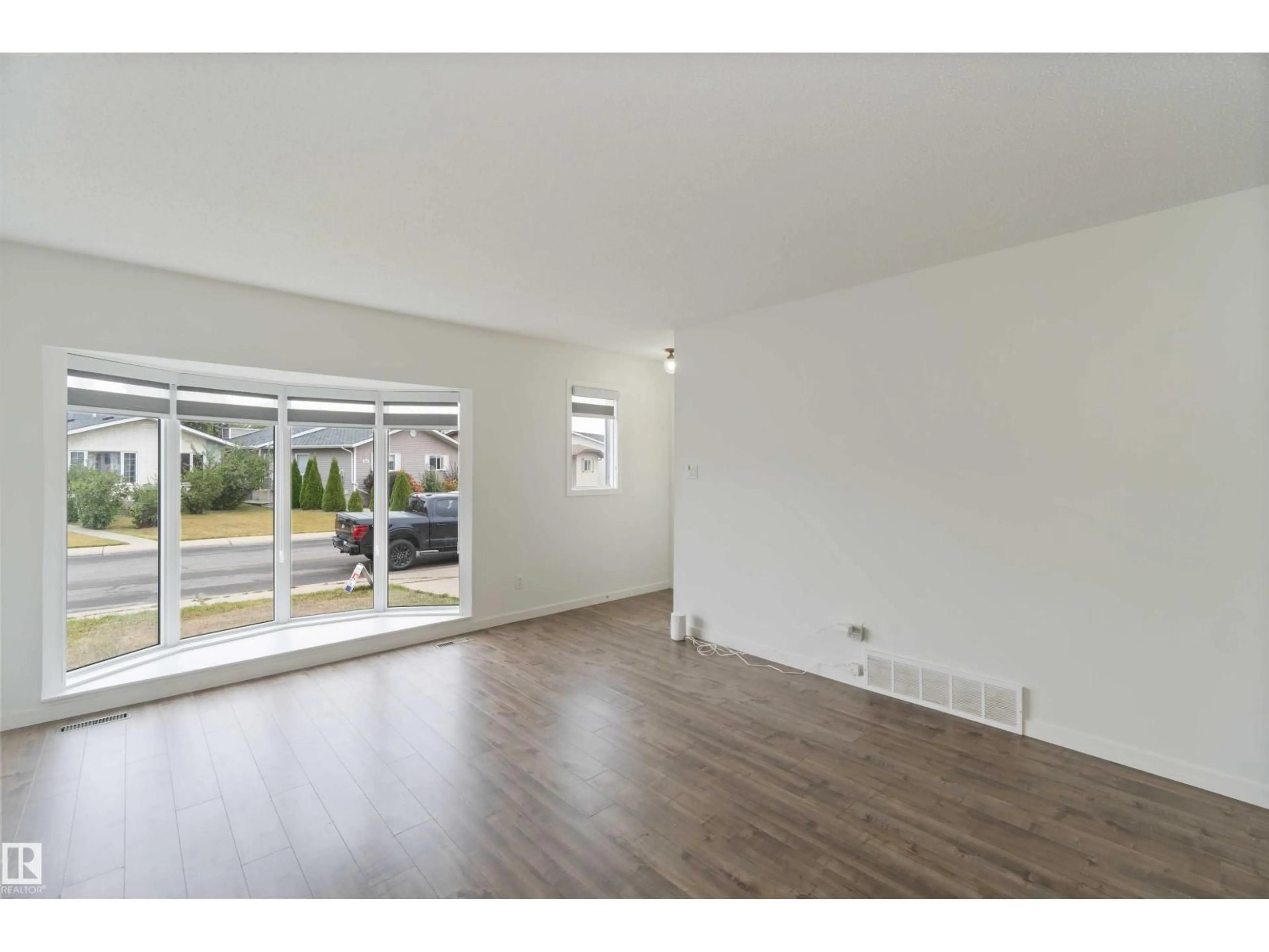 A pic of a room for 9339 175 AV, Edmonton Alberta T5Z2C7