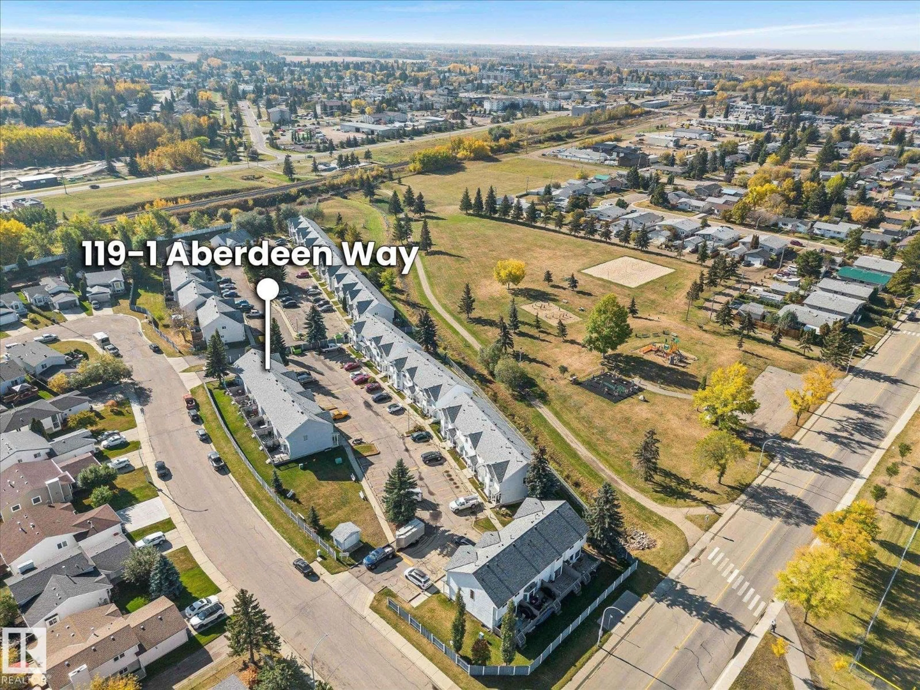 A pic from outside/outdoor area/front of a property/back of a property/a pic from drone, street for 1 - 119 ABERDEEN WY, Stony Plain Alberta T7Z1M9