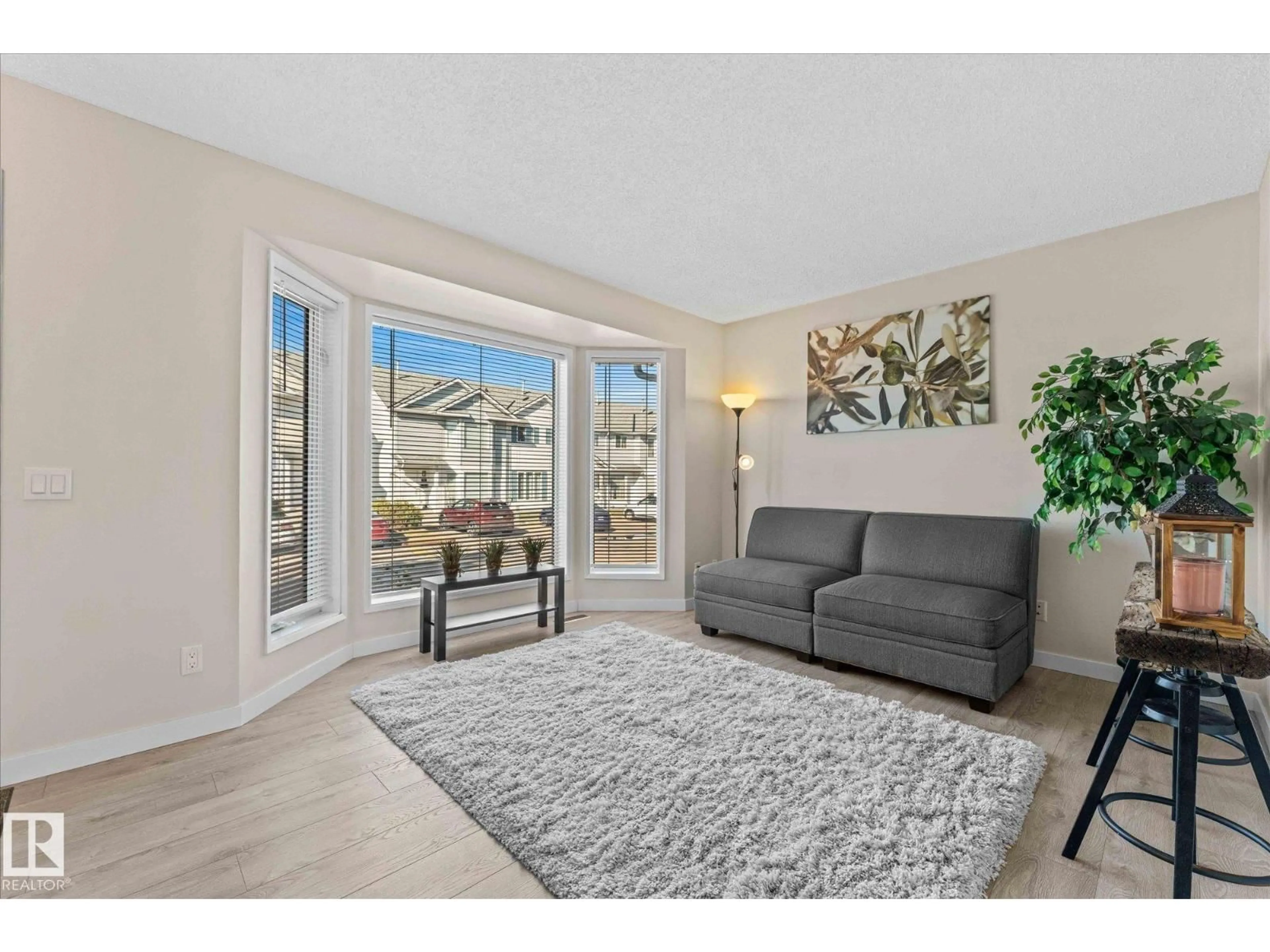 Living room with furniture, unknown for 1 - 119 ABERDEEN WY, Stony Plain Alberta T7Z1M9