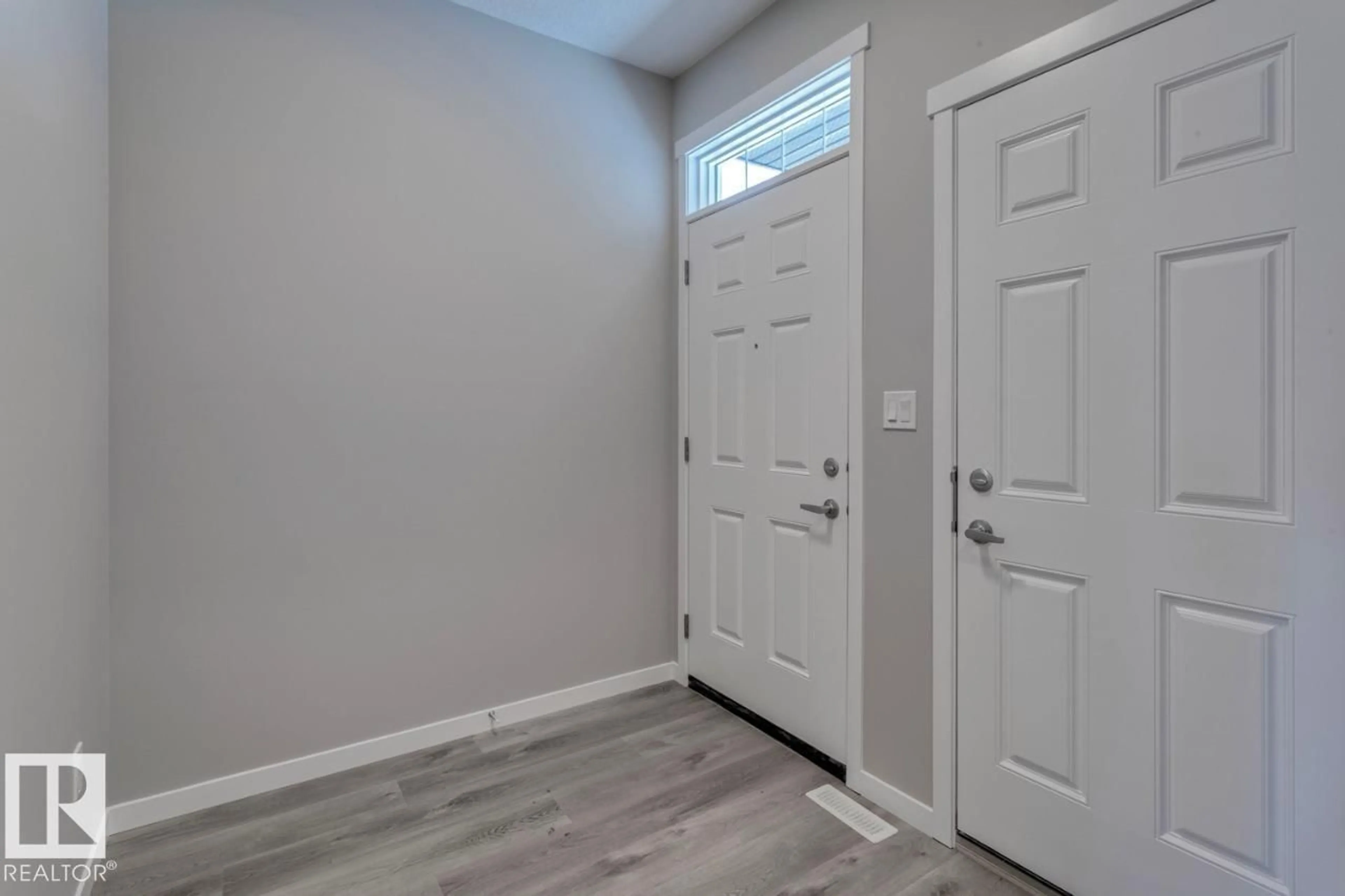 Indoor entryway for NW - 9483 228 ST, Edmonton Alberta T5T7H5