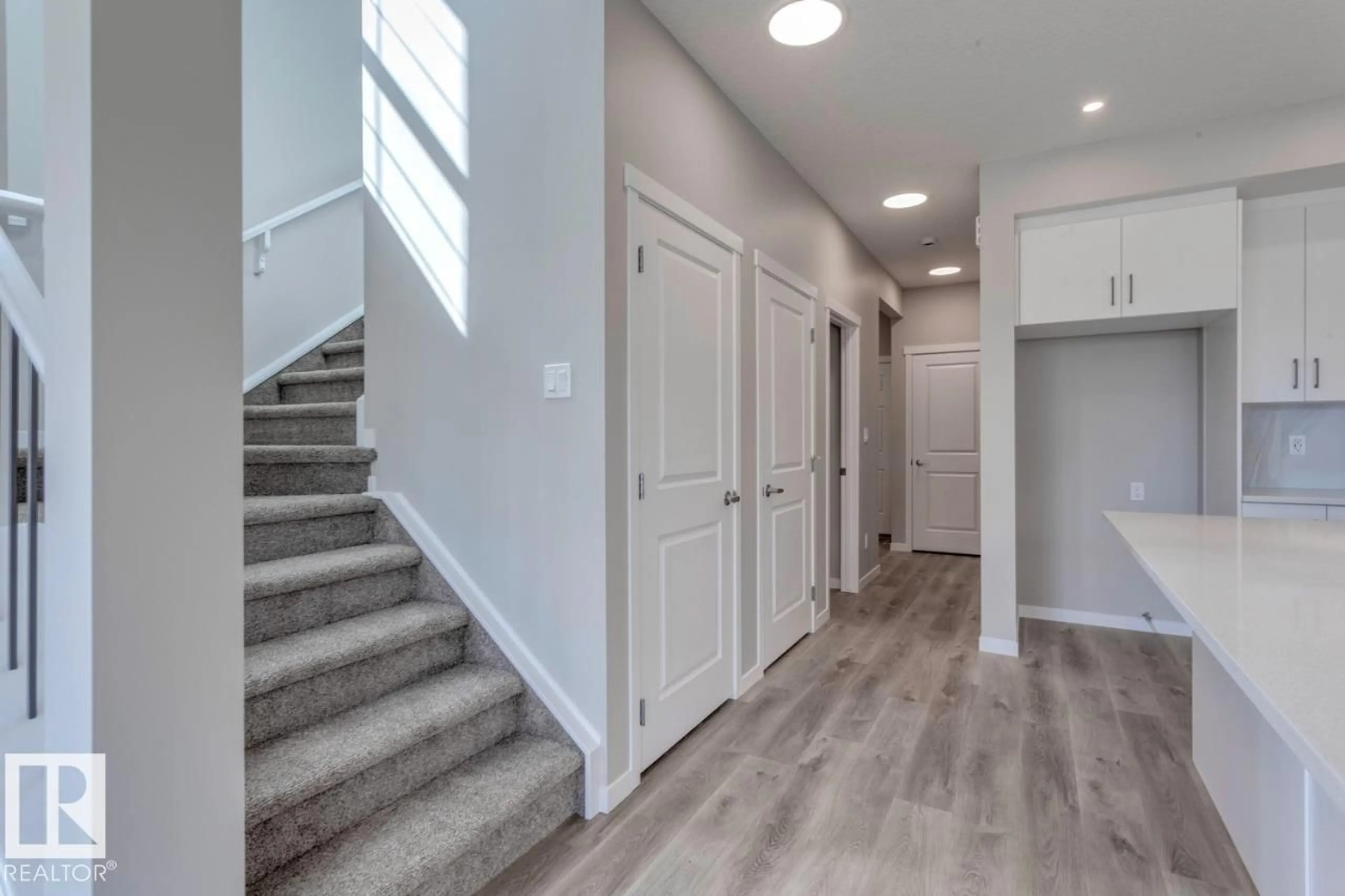 Indoor entryway for NW - 9483 228 ST, Edmonton Alberta T5T7H5