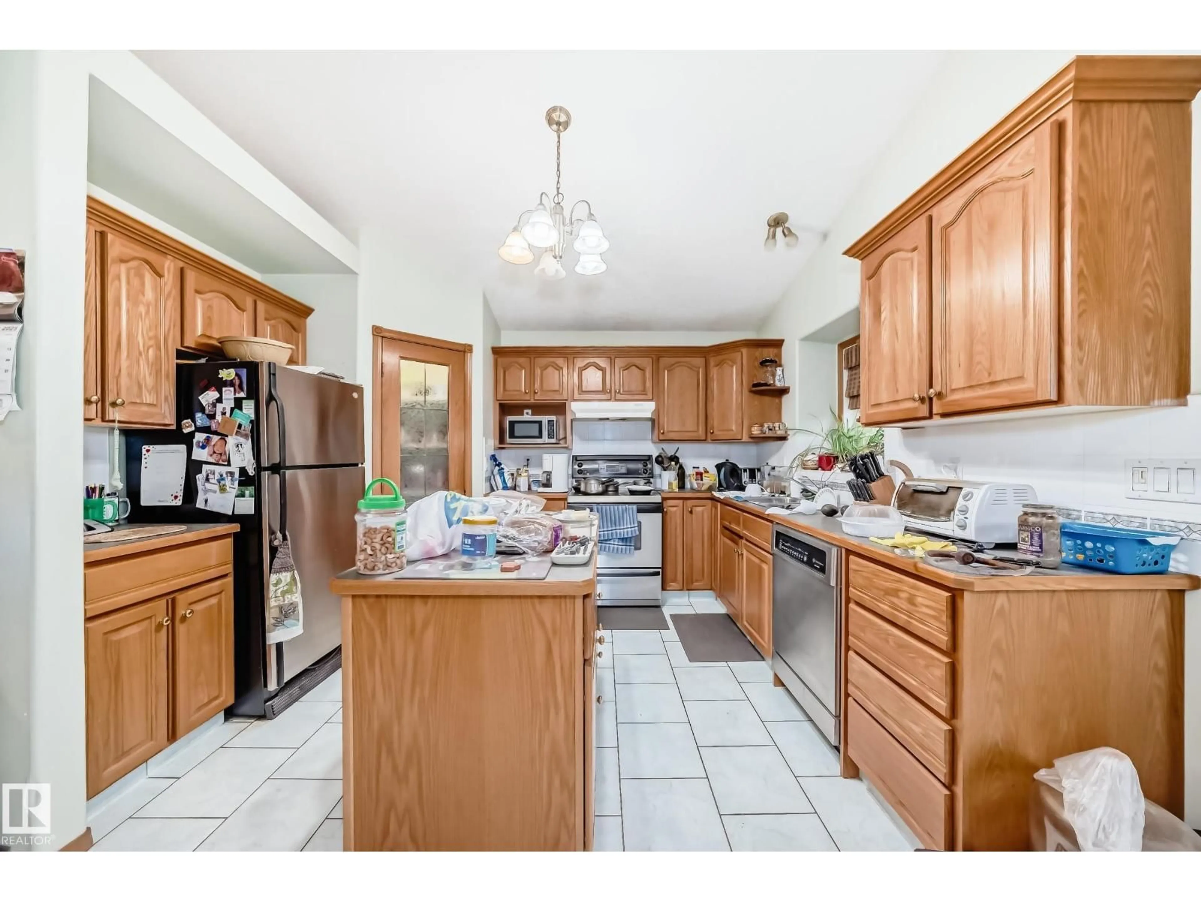 Unknown for 16215 77 ST, Edmonton Alberta T5Z3N6