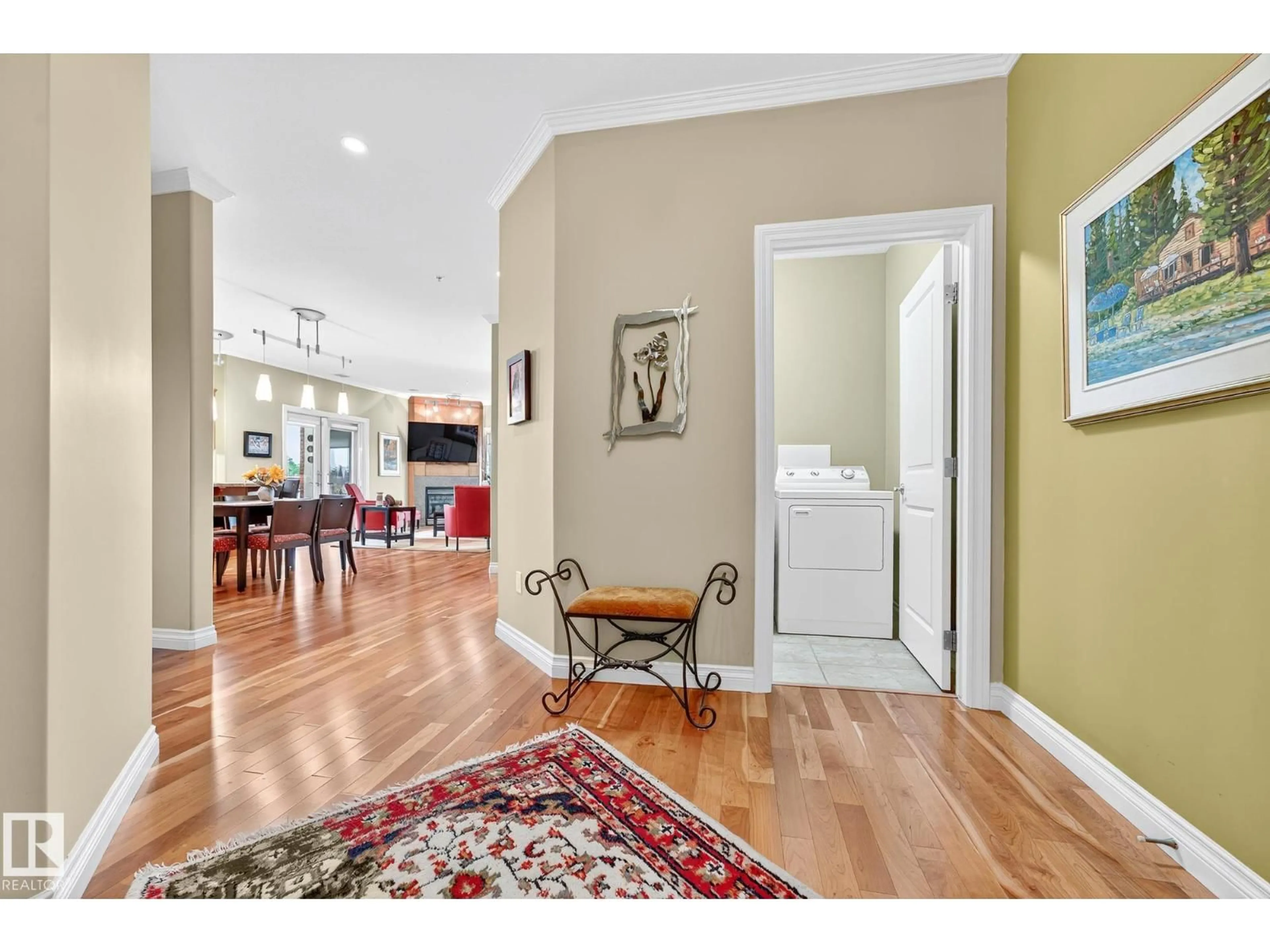Indoor entryway for #406 - 14205 96 AV, Edmonton Alberta T5N0C2