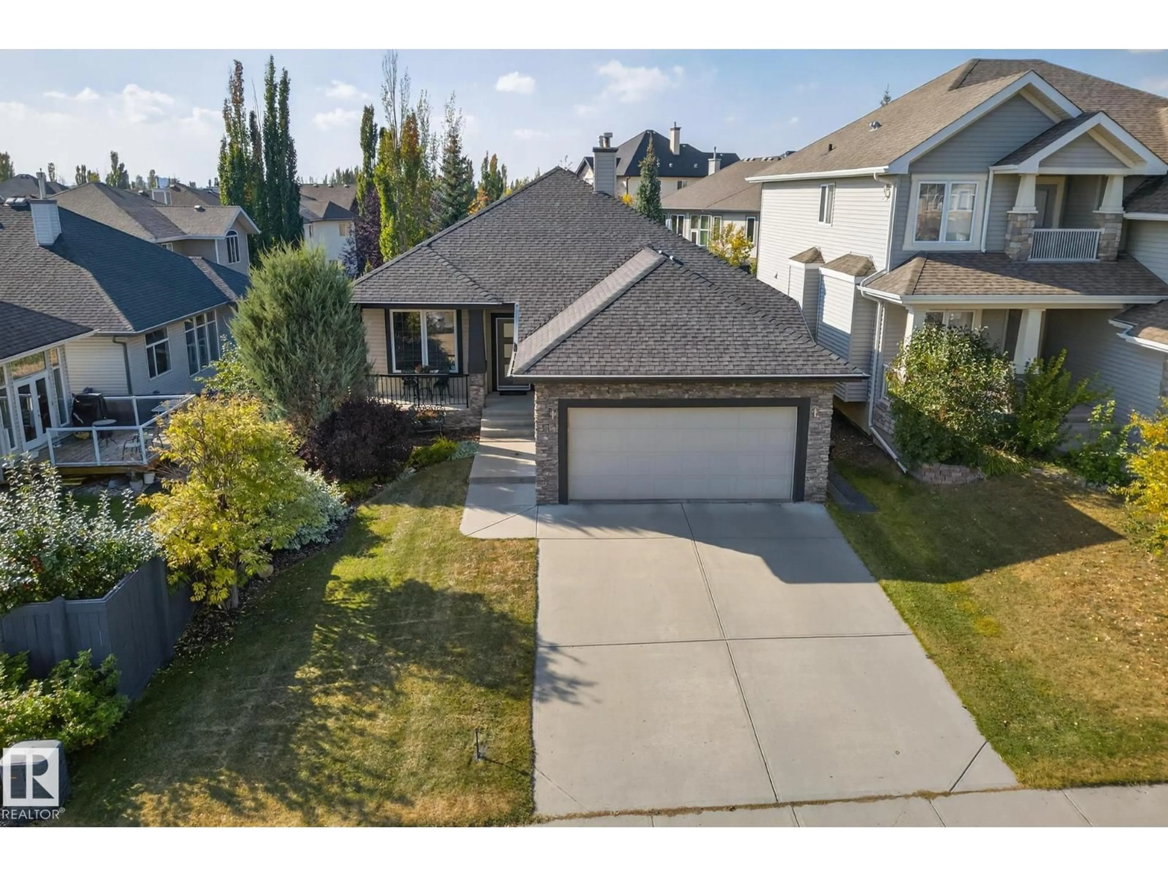 A pic from outside/outdoor area/front of a property/back of a property/a pic from drone, street for NW - 3514 MCLAY CR, Edmonton Alberta T6R3V3