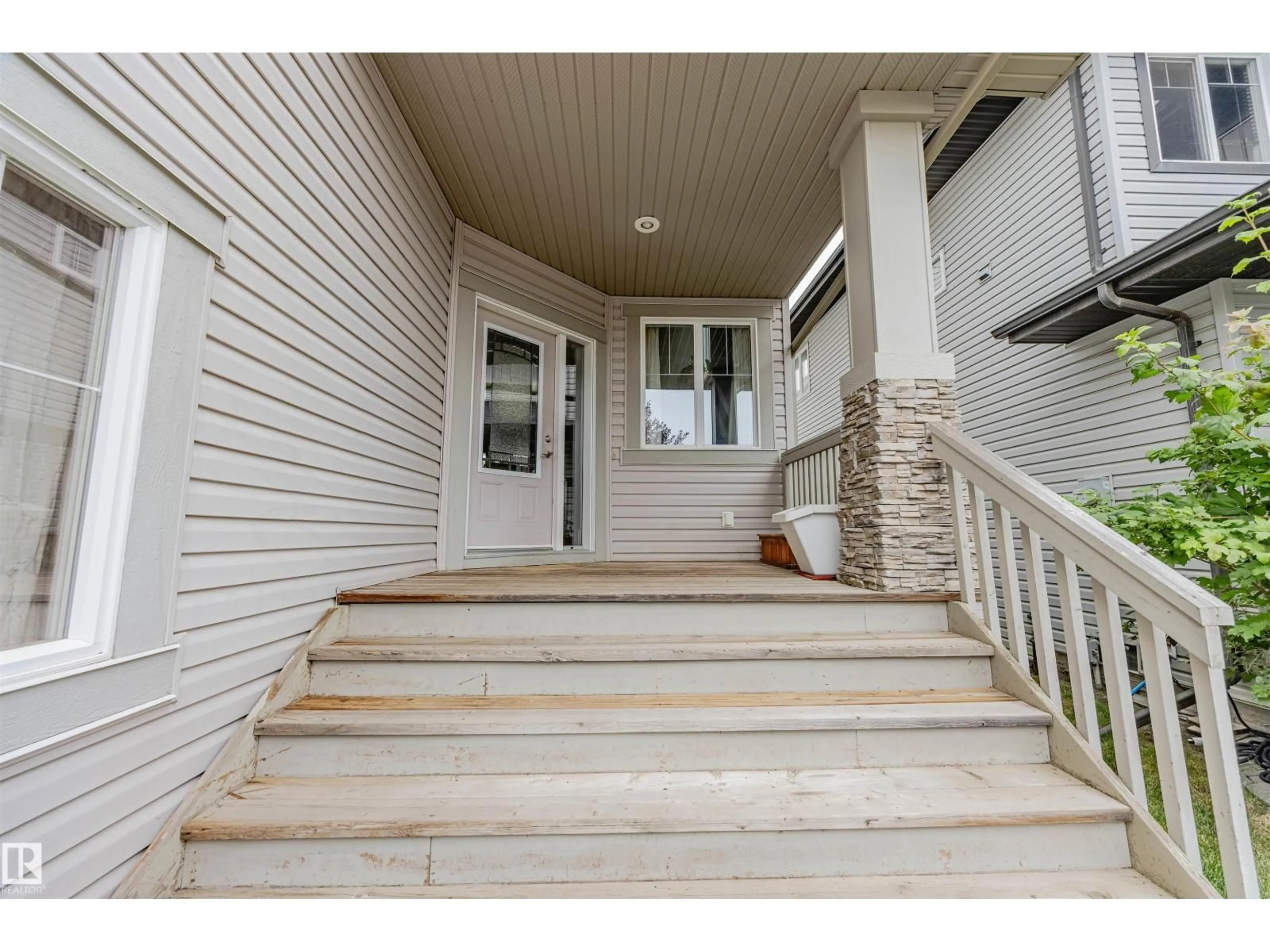 Unknown for NW - 3807 GALLINGER LO, Edmonton Alberta T5T4G5