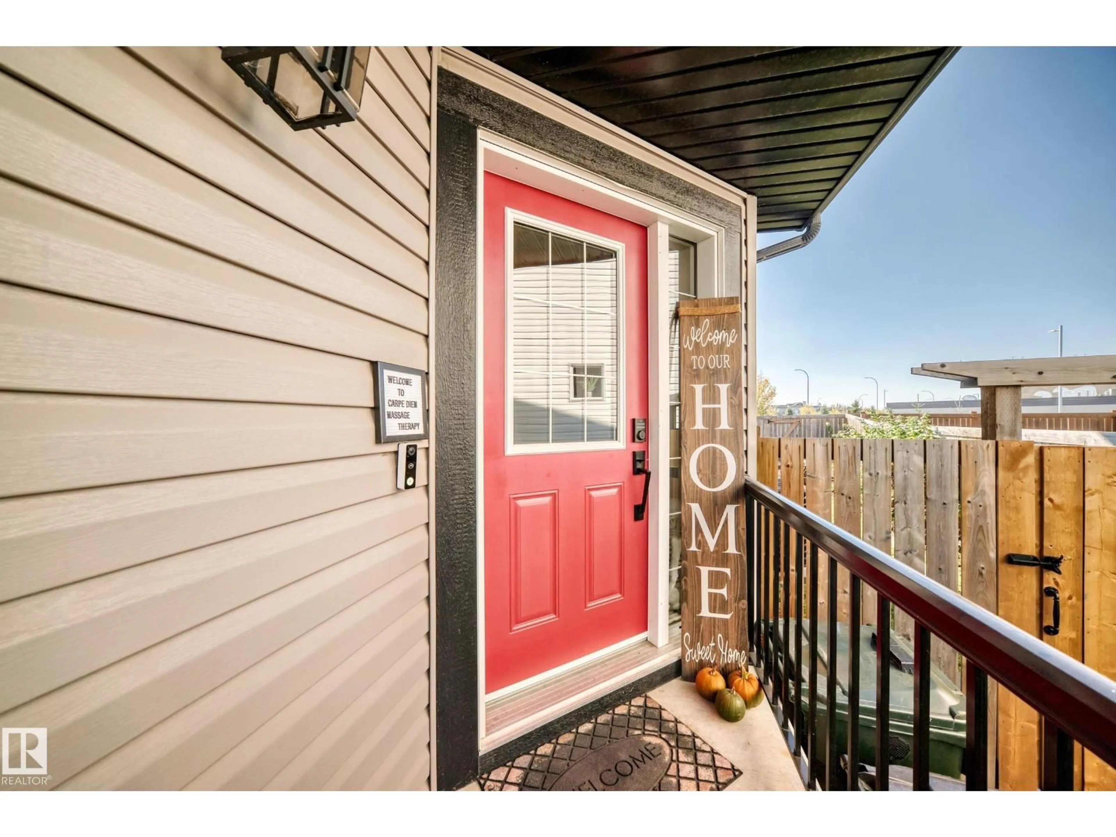 Indoor entryway for 46 HARTWICK MR, Spruce Grove Alberta T7X0L8