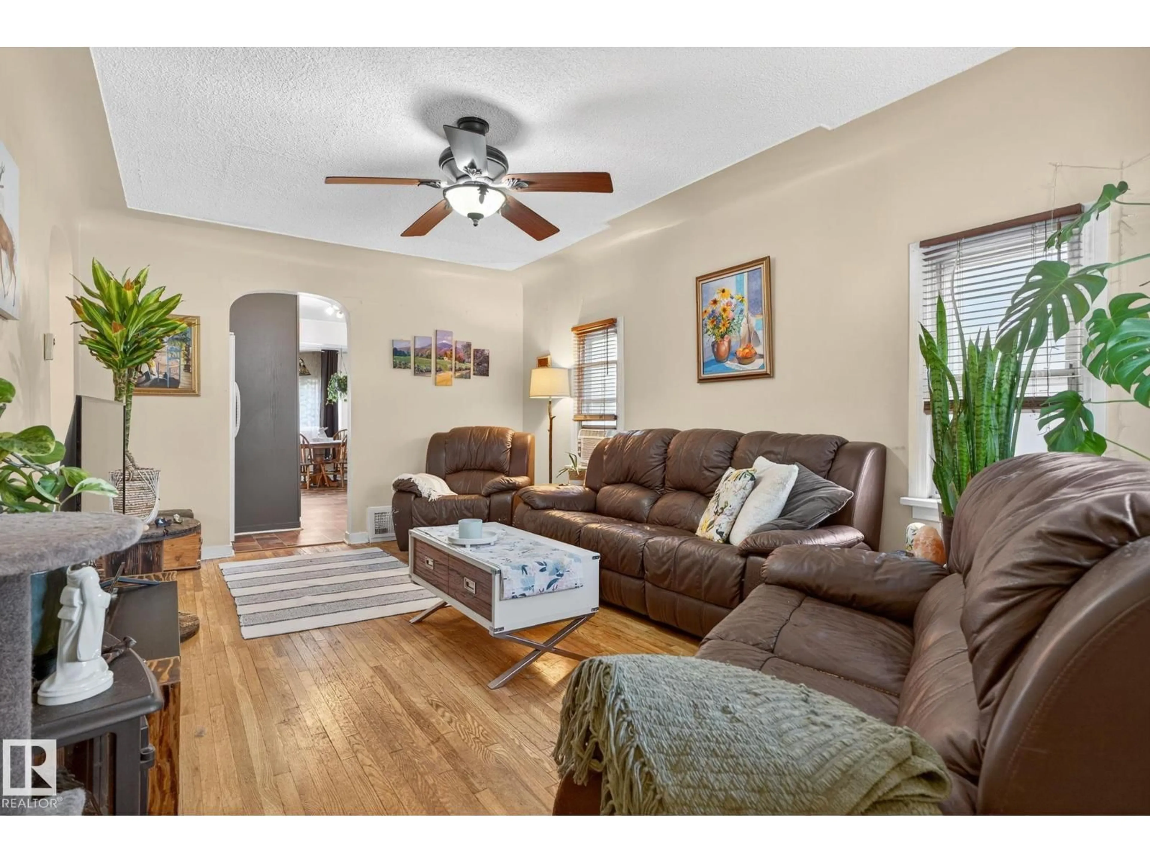 Living room with furniture, unknown for 11621 101 ST, Edmonton Alberta T5G2B3