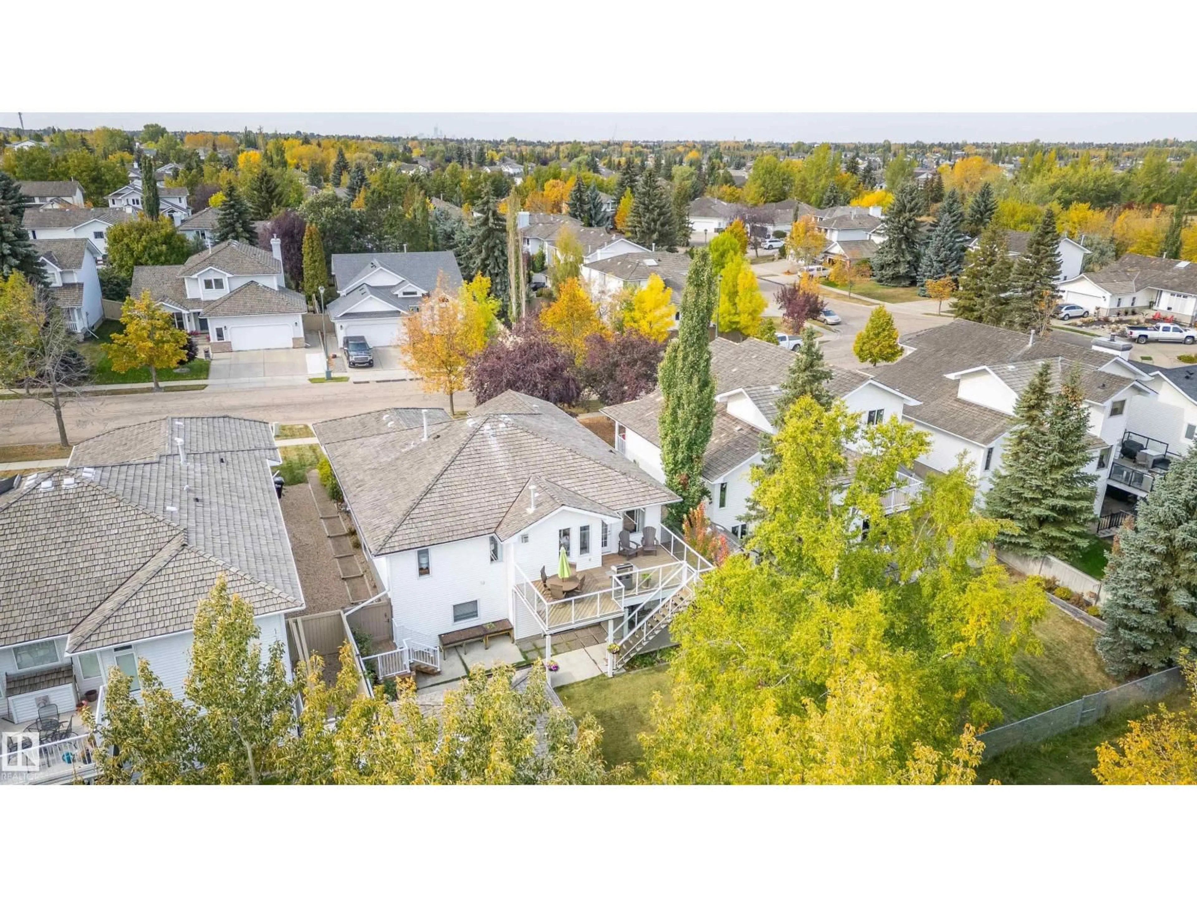 A pic from outside/outdoor area/front of a property/back of a property/a pic from drone, unknown for 102 RIDGEMONT CR, Sherwood Park Alberta T8A5N4