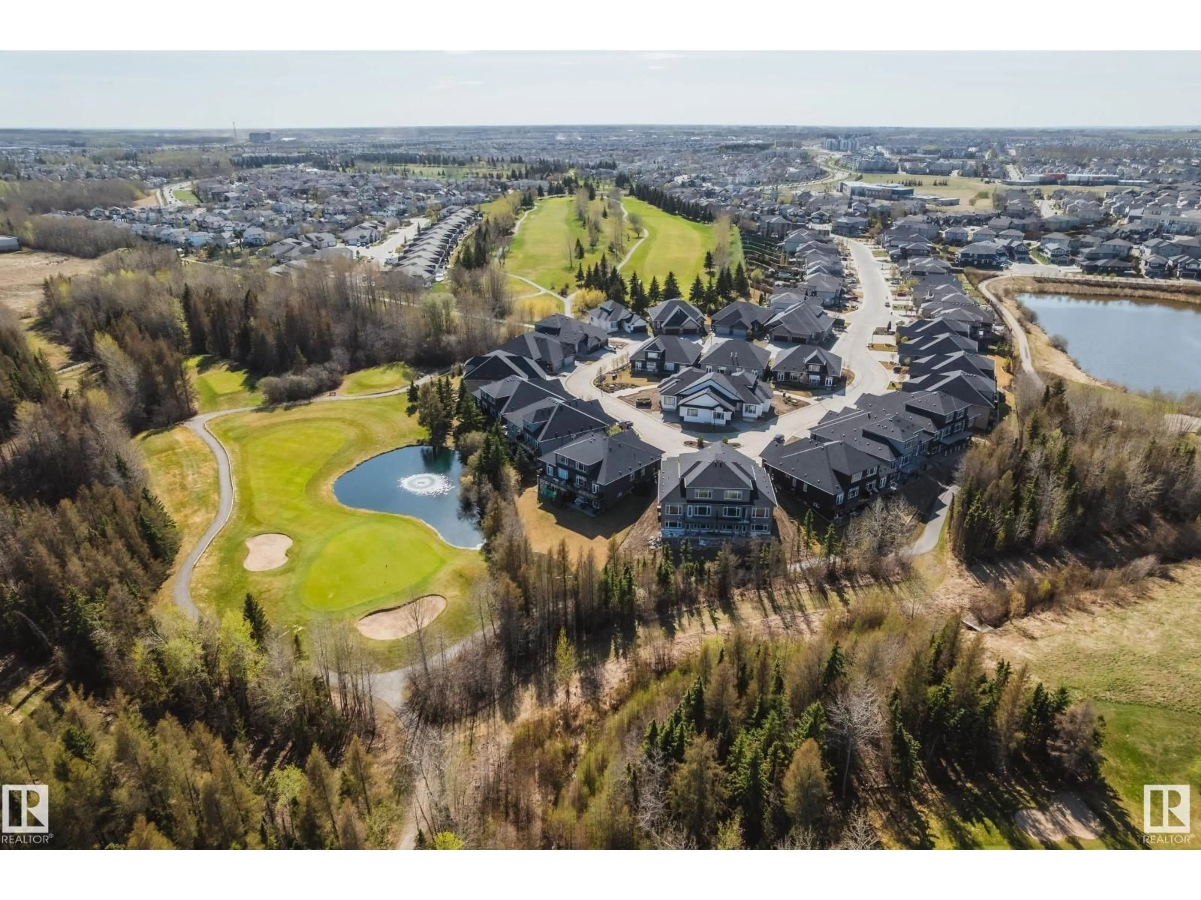 A pic from outside/outdoor area/front of a property/back of a property/a pic from drone, unknown for #21 - 20425 93 AV NW, Edmonton Alberta T5T7C7