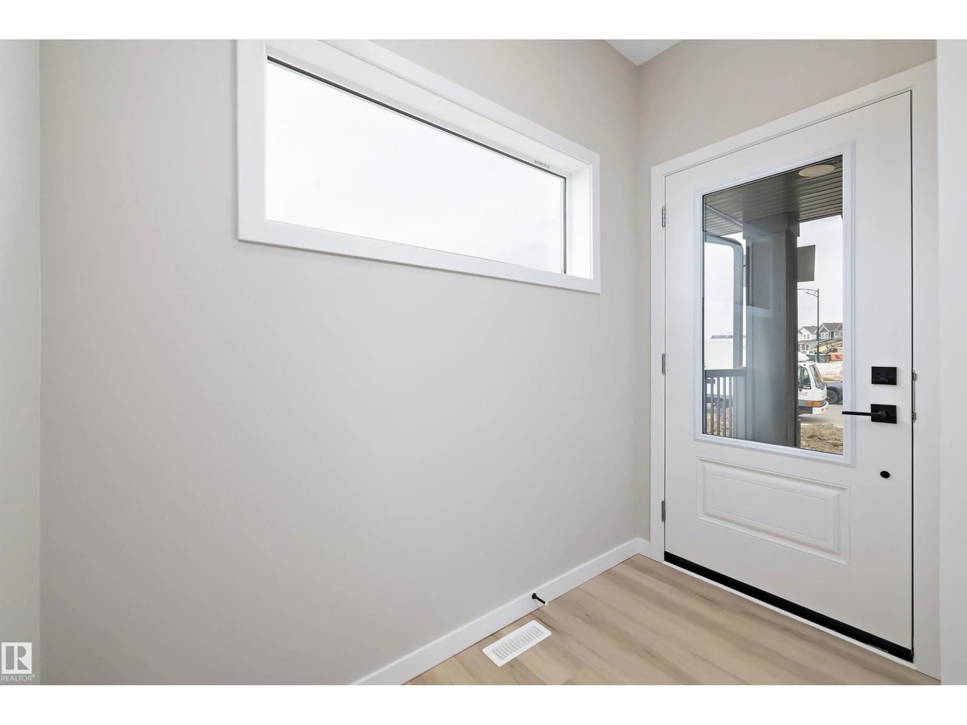 Indoor entryway for SW - 4544 KINSELLA LI, Edmonton Alberta T6W5G4