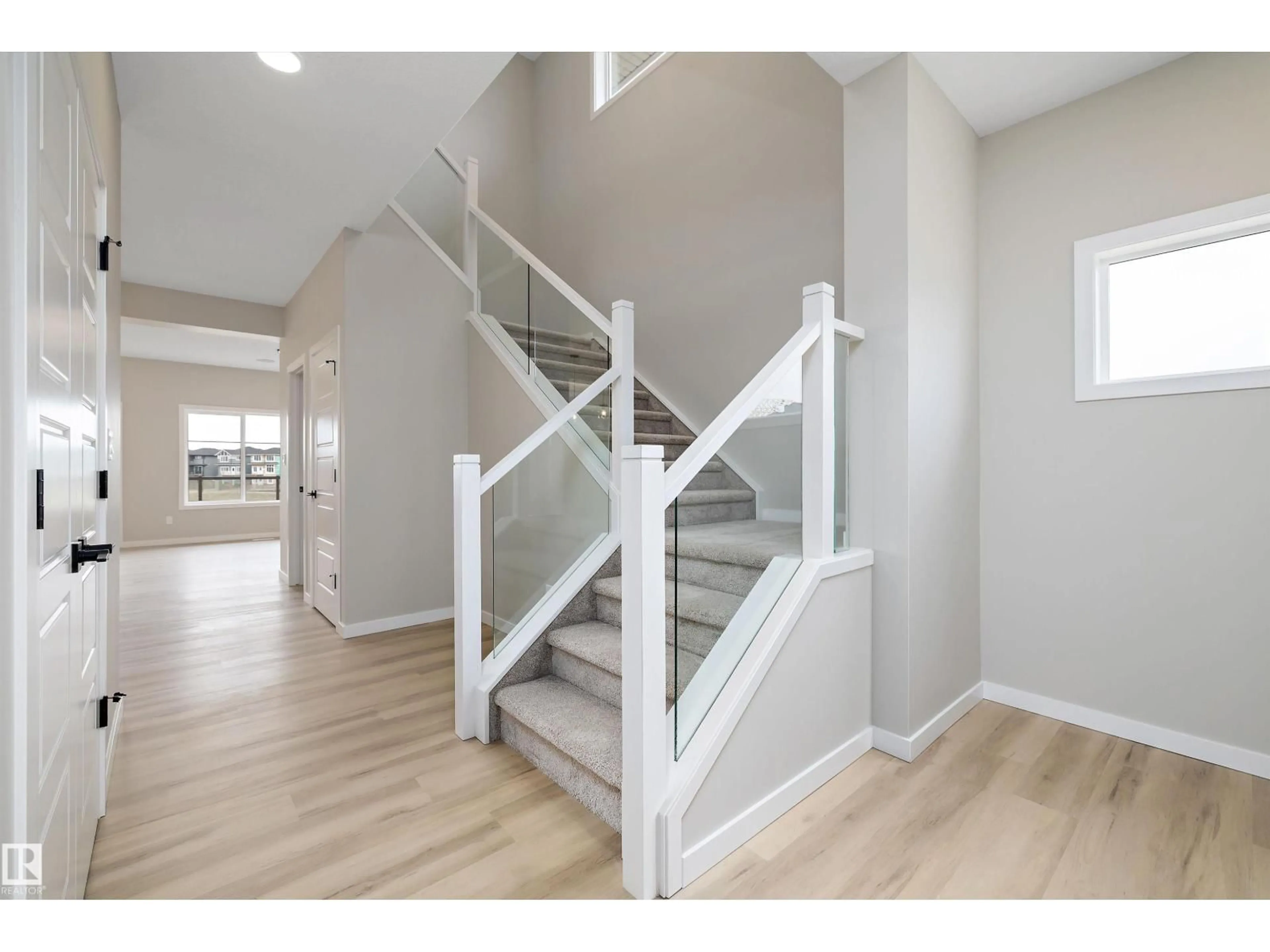 Stairs for SW - 4544 KINSELLA LI, Edmonton Alberta T6W5G4