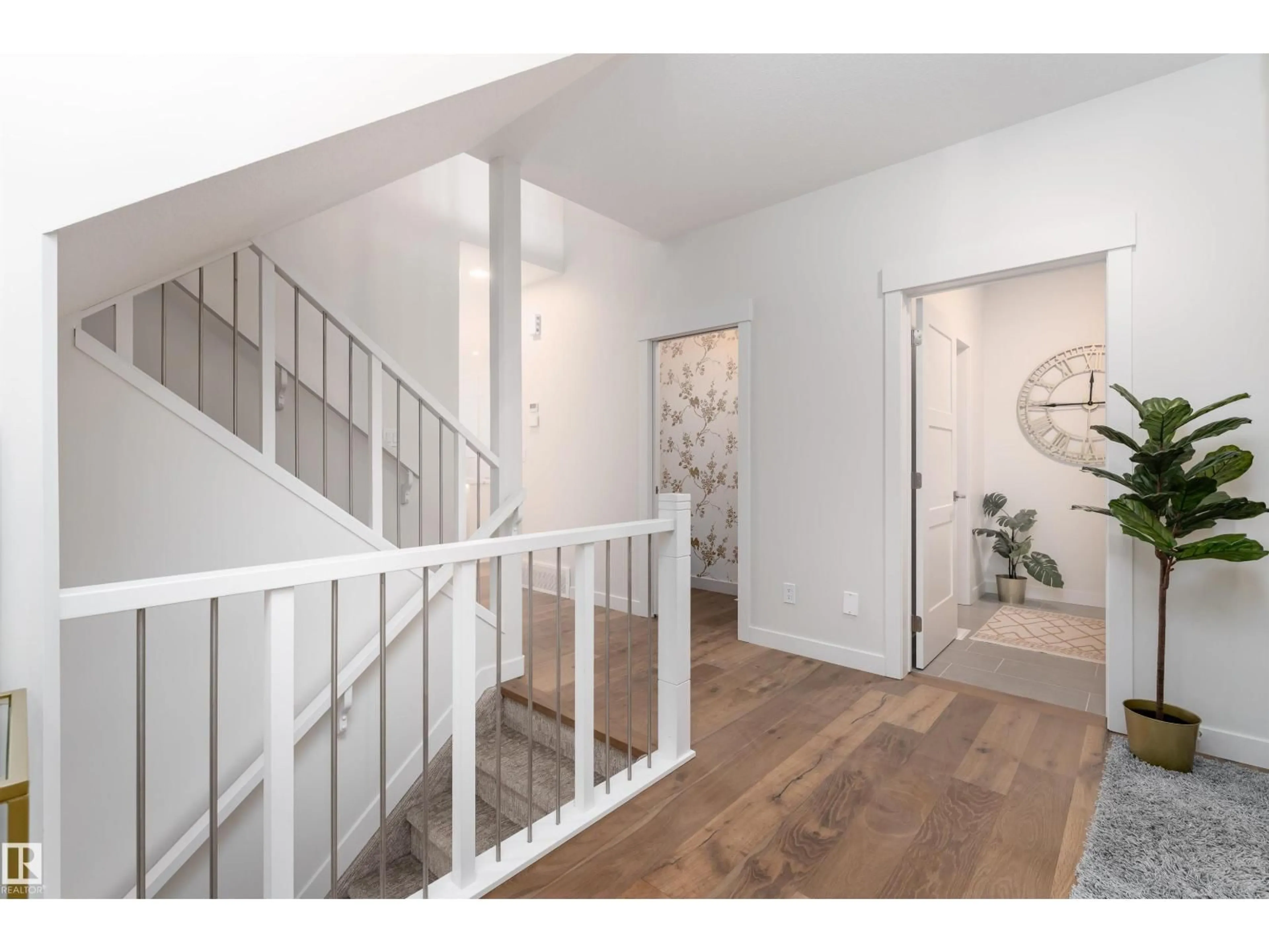 Indoor entryway for 56 TILIA PL, Spruce Grove Alberta T7X0Z3