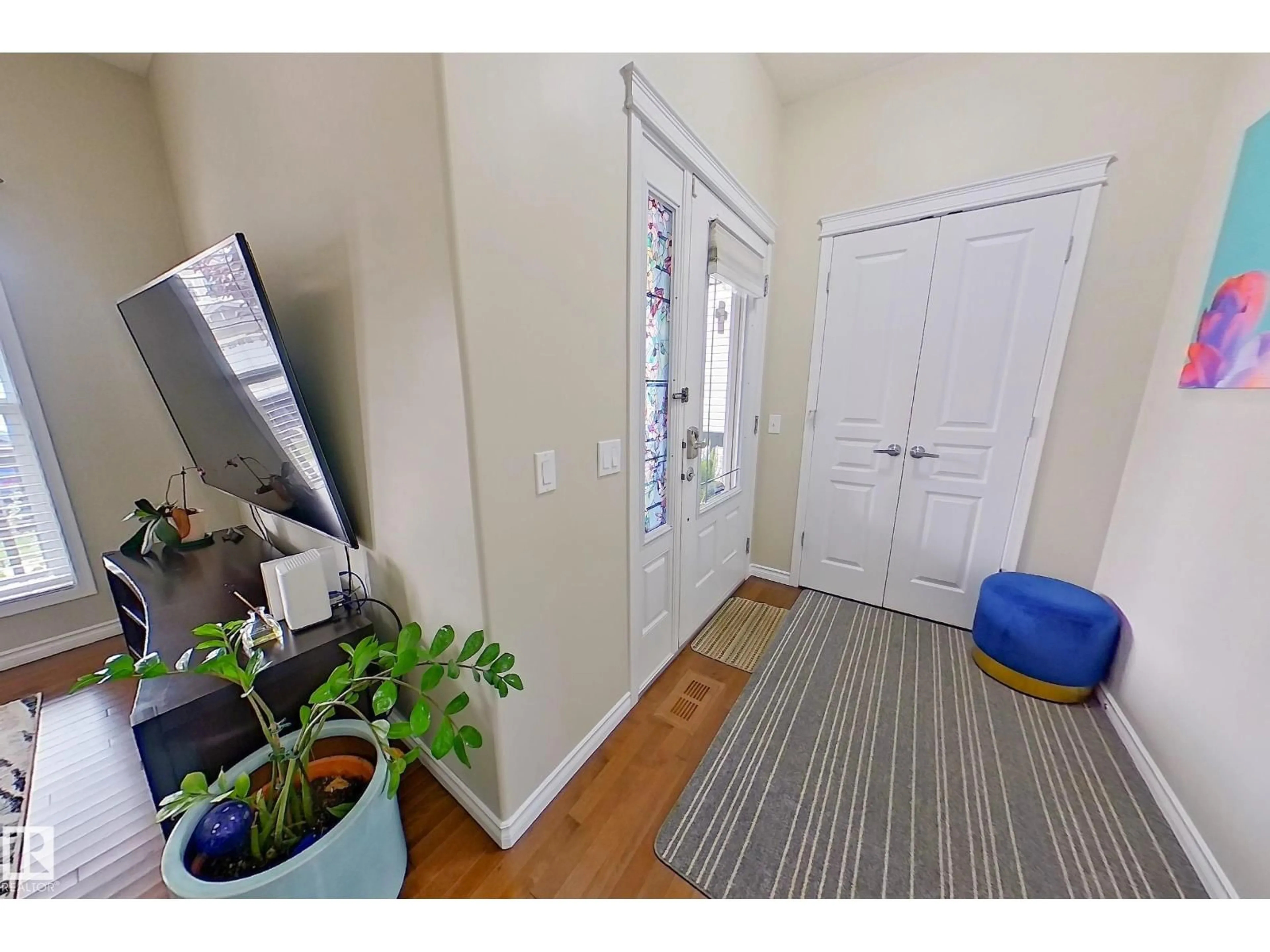 Indoor entryway for NW - 21308 58 AV, Edmonton Alberta T6M0H4
