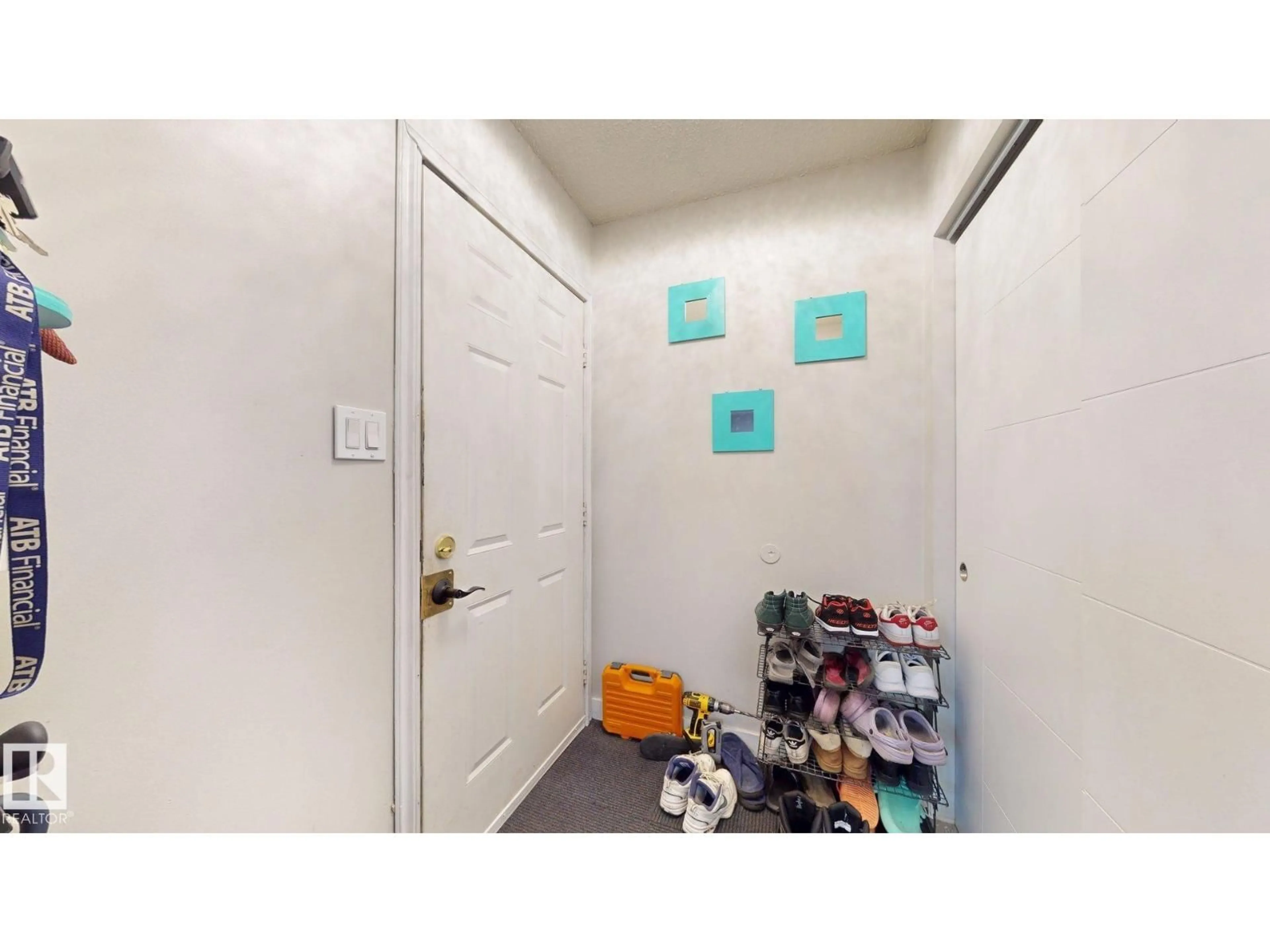 Unknown for 1436 62 ST, Edmonton Alberta T6L1S8