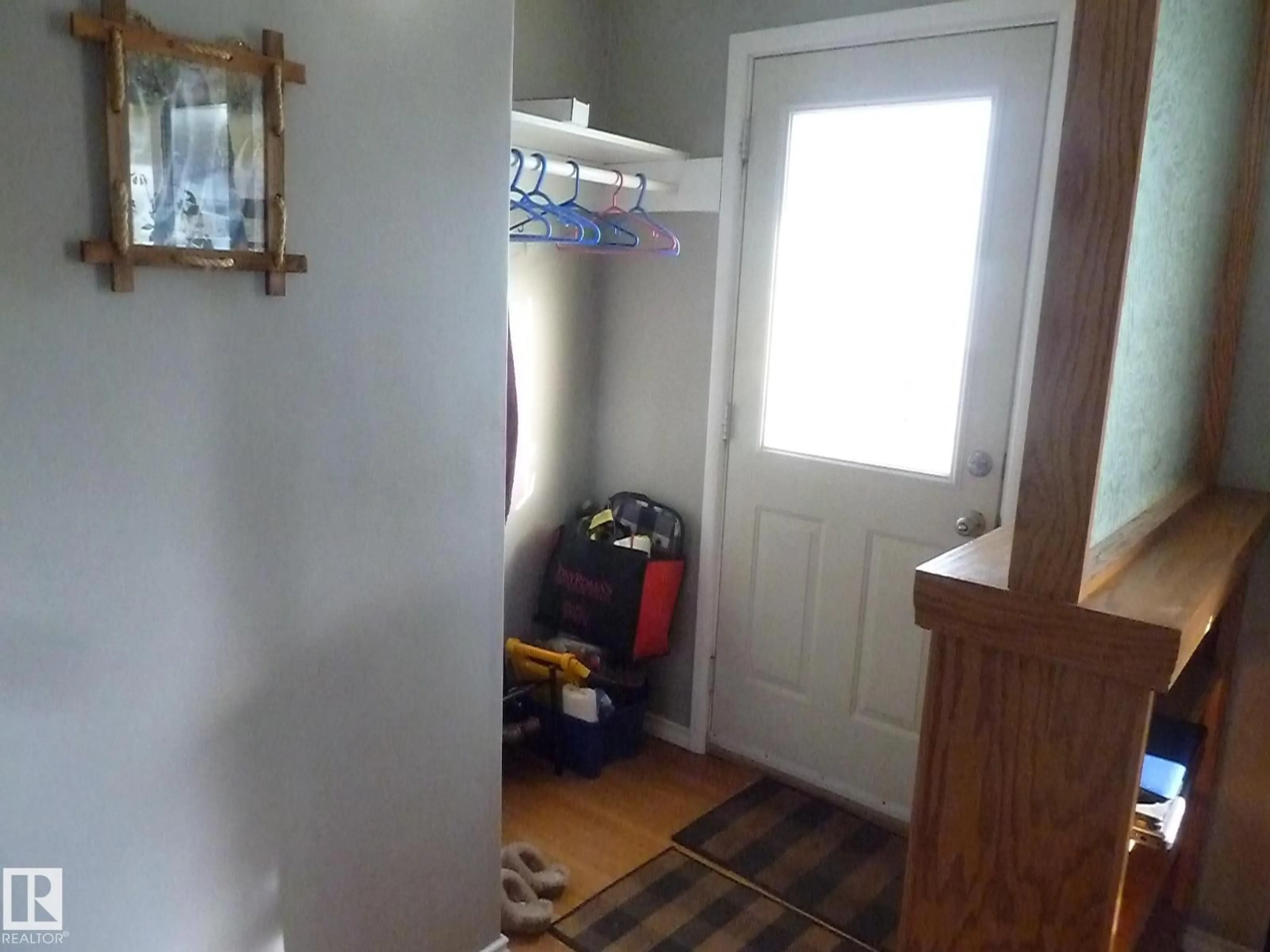 Indoor entryway for 12836 107 ST NW, Edmonton Alberta T5E4V3
