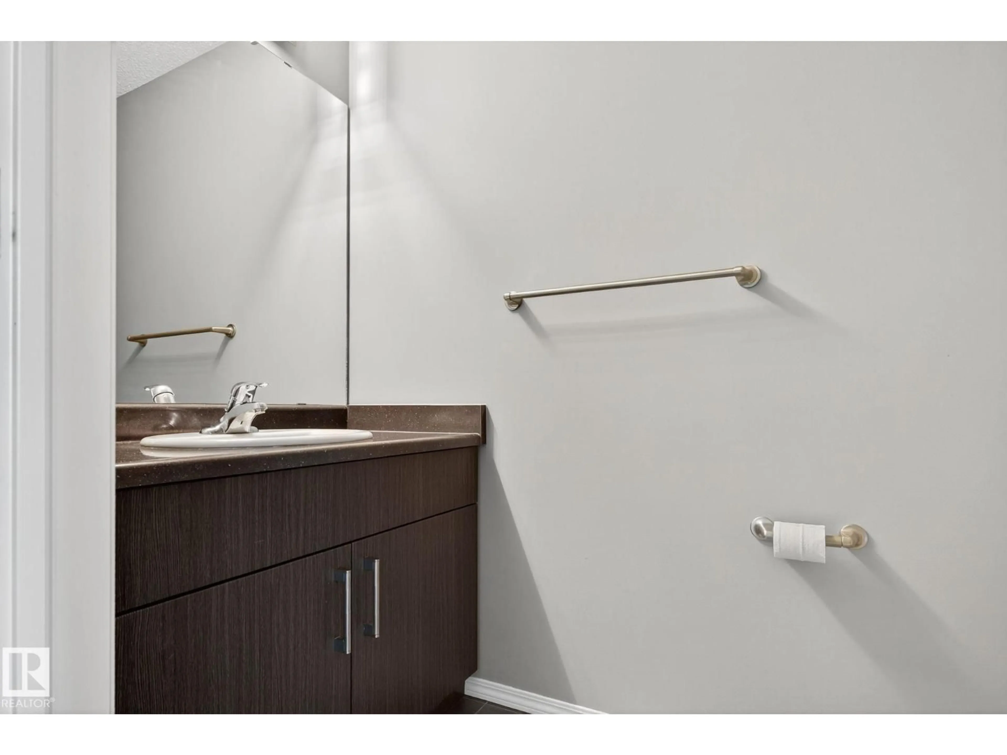 Standard bathroom, unknown for 16 ROYAL ST, St. Albert Alberta T8N7N8