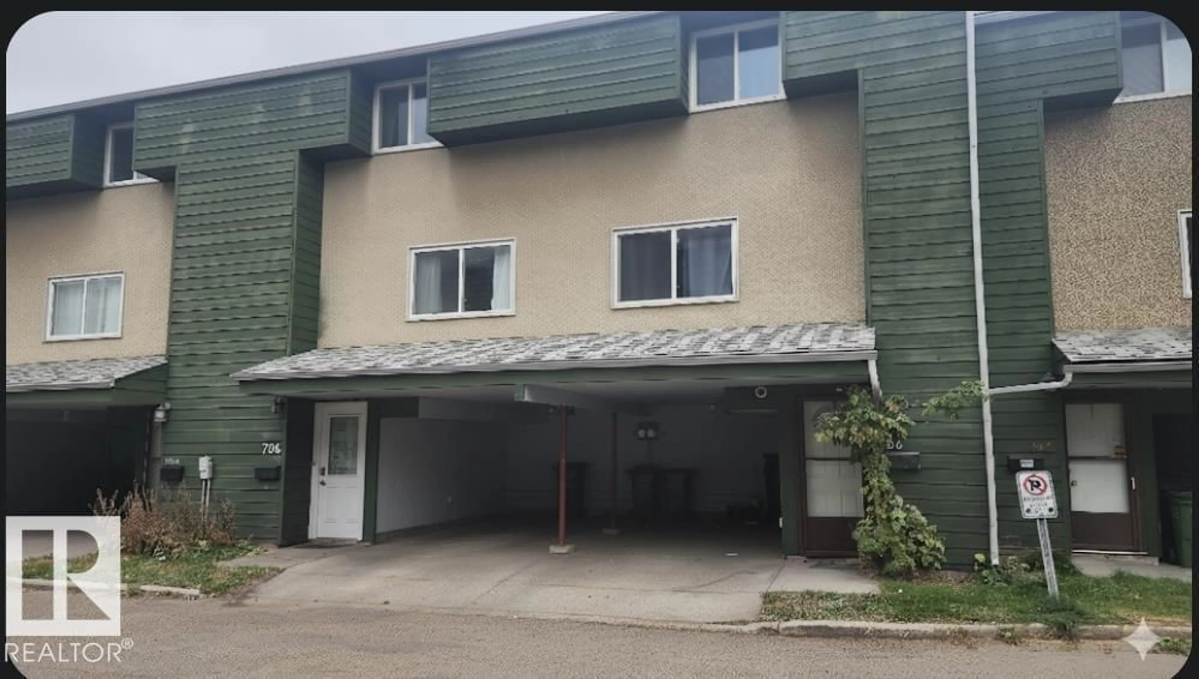 Unknown for 704 ABBOTTSFIELD RD, Edmonton Alberta T5W4R4