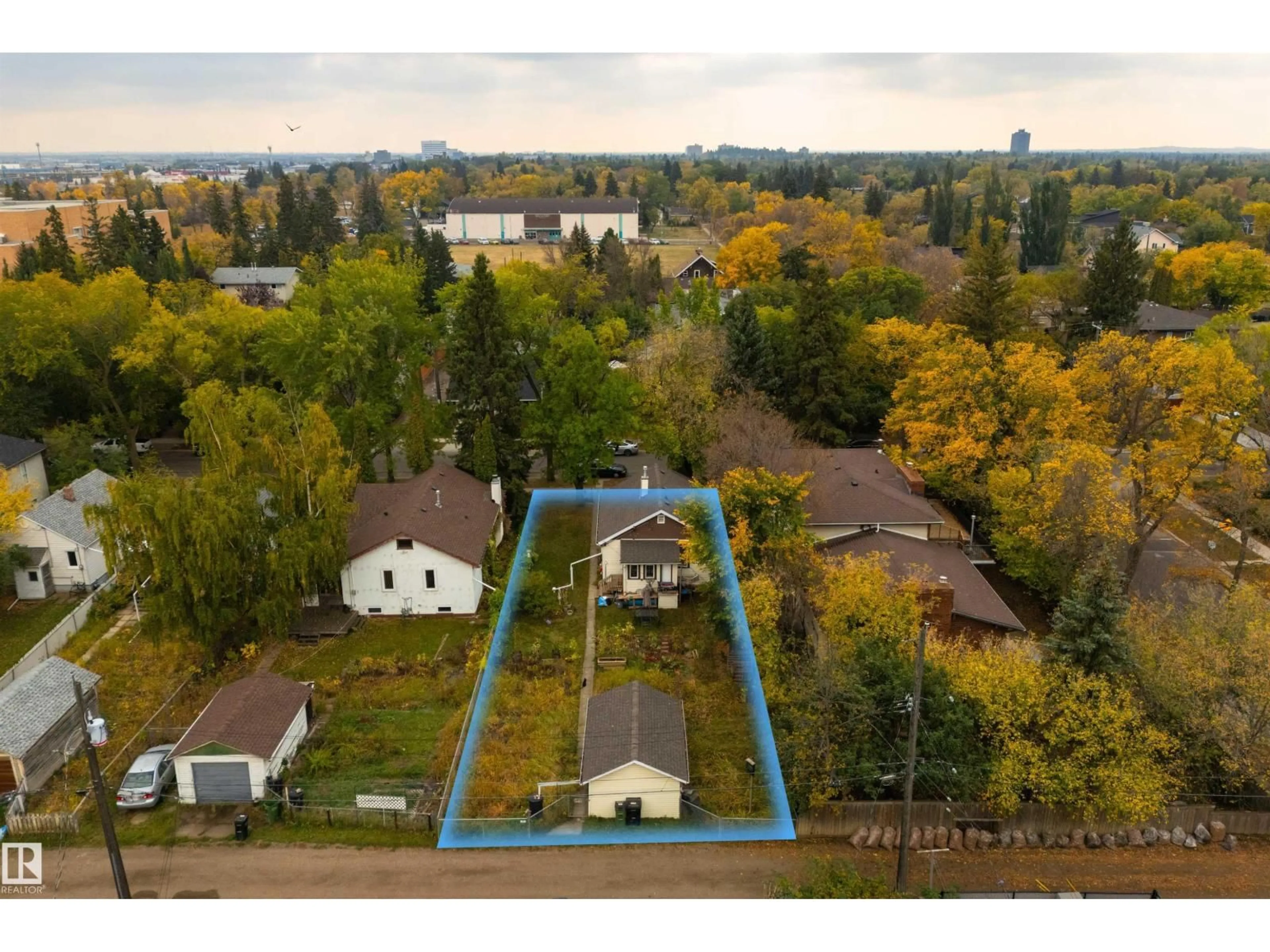A pic from outside/outdoor area/front of a property/back of a property/a pic from drone, unknown for 10526 74 AV, Edmonton Alberta T6E1G2