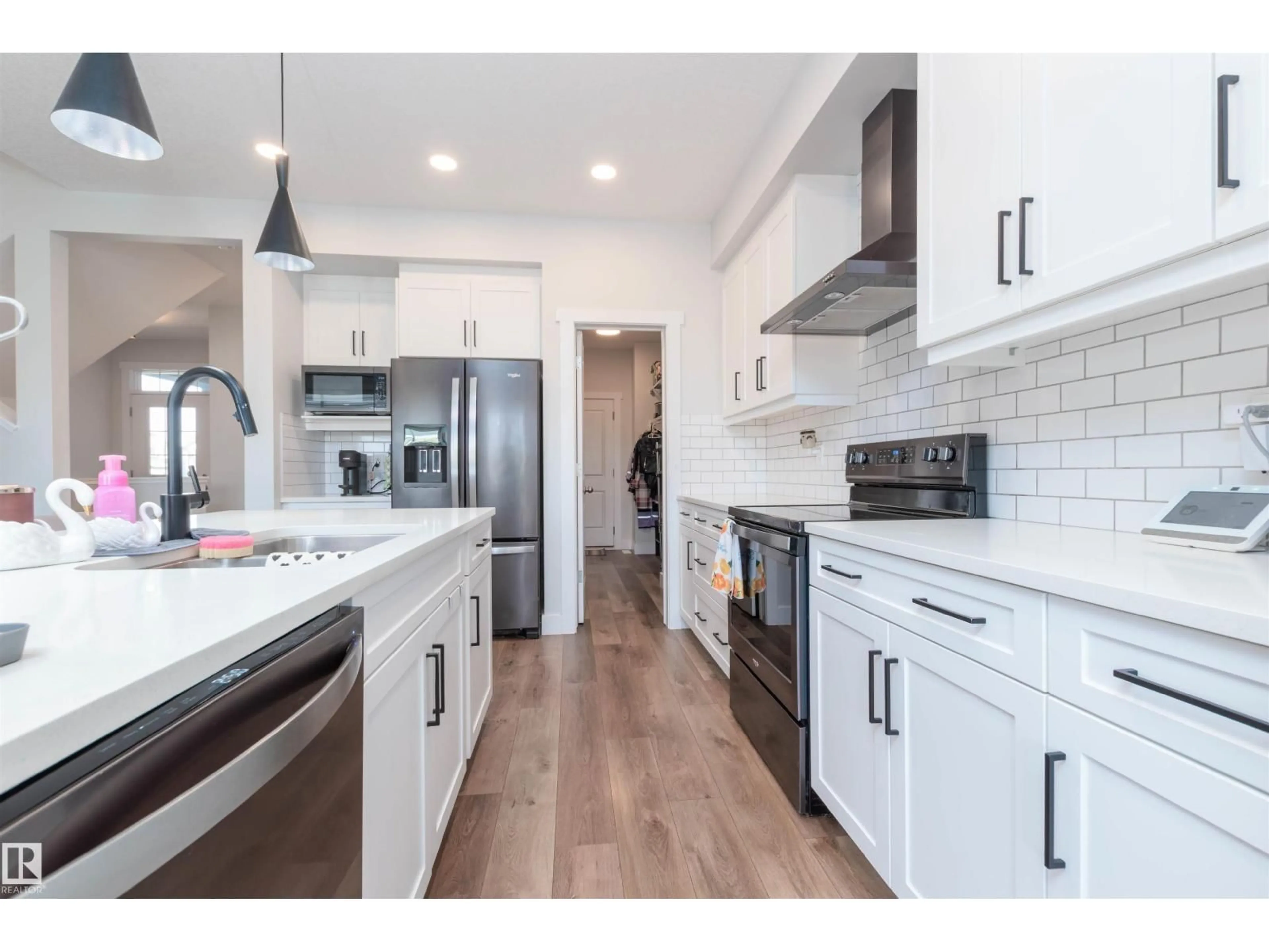Open concept kitchen, unknown for 3805 CHERRY LO, Edmonton Alberta T6X2K7
