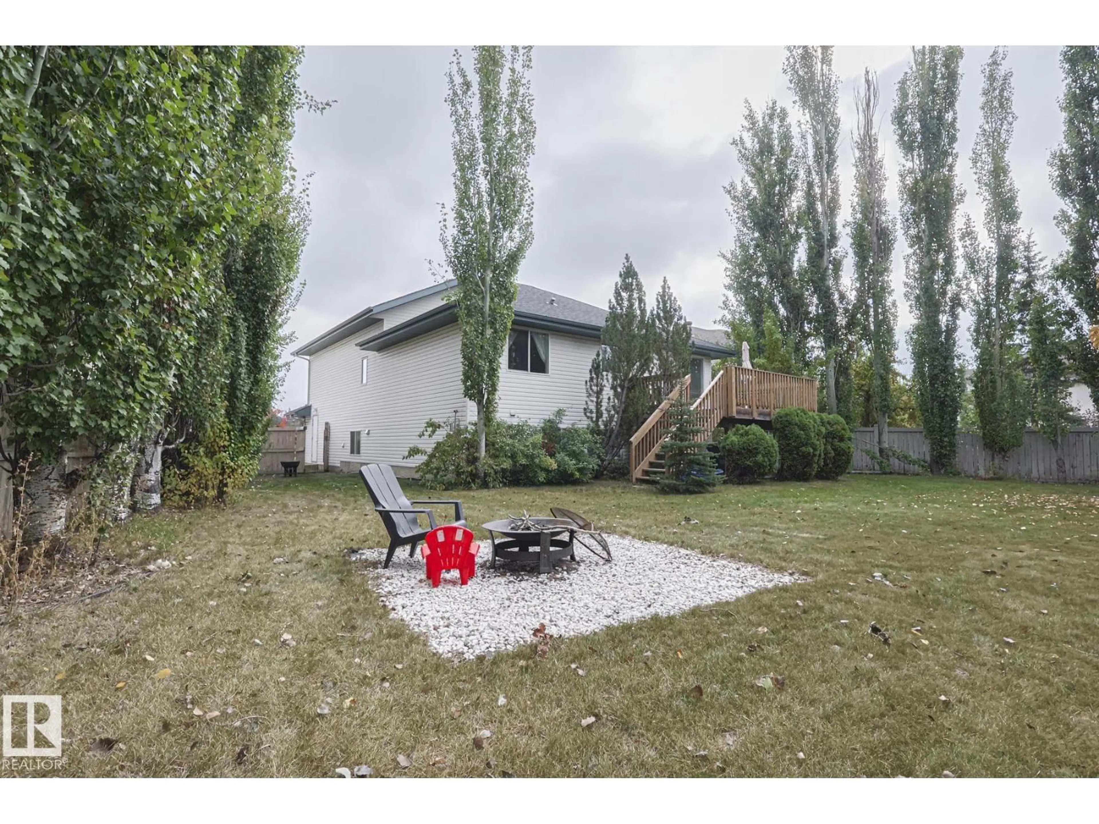 A pic from outside/outdoor area/front of a property/back of a property/a pic from drone, unknown for NW - 1114 116 ST, Edmonton Alberta T6J6Y3
