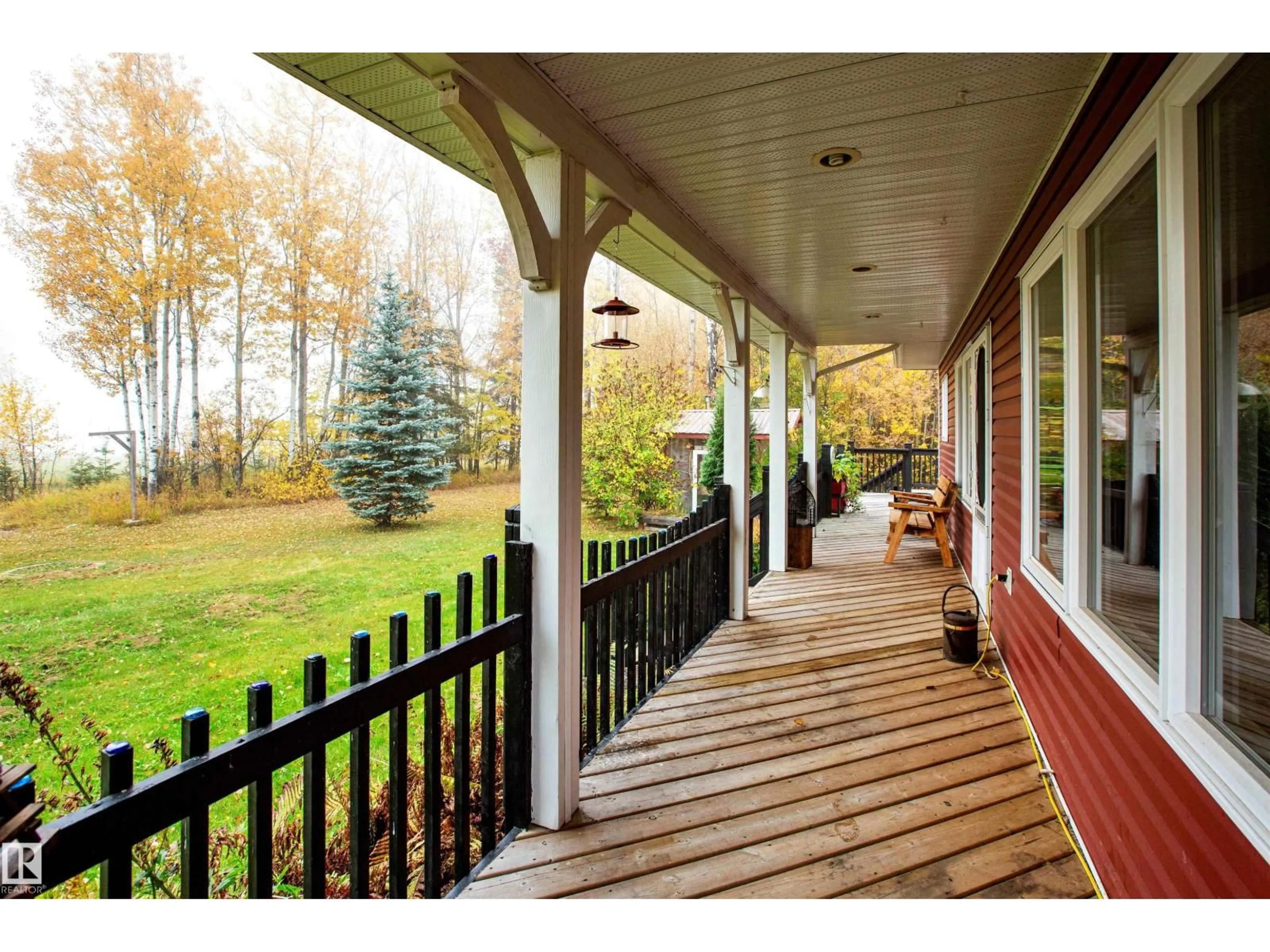 Patio, unknown for 34 102062 TWP ROAD ROAD, Rural Woodlands County Alberta T0E0B0