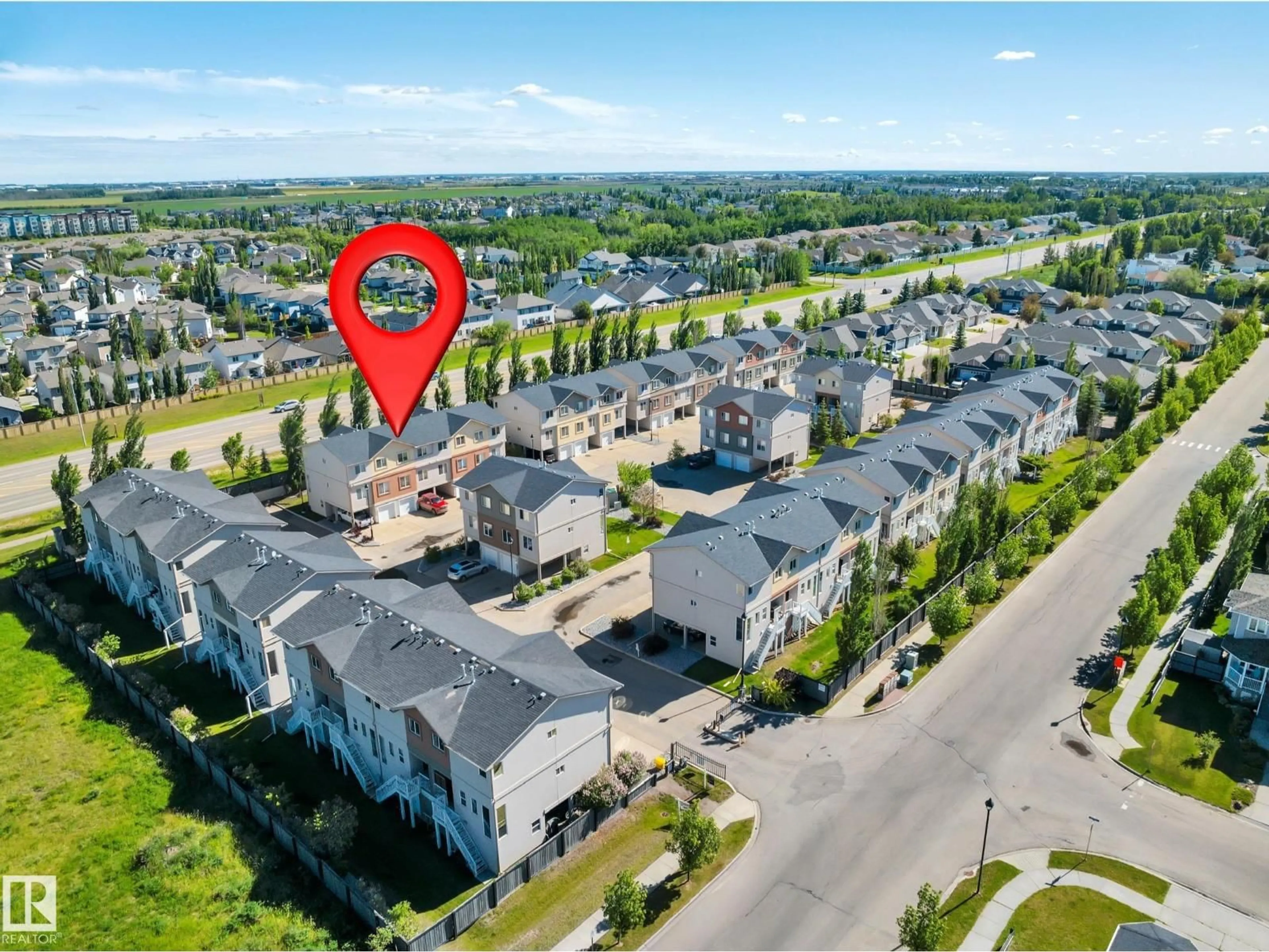 A pic from outside/outdoor area/front of a property/back of a property/a pic from drone, street for 122 104 WEST HAVEN DR, Leduc Alberta T9E0N9