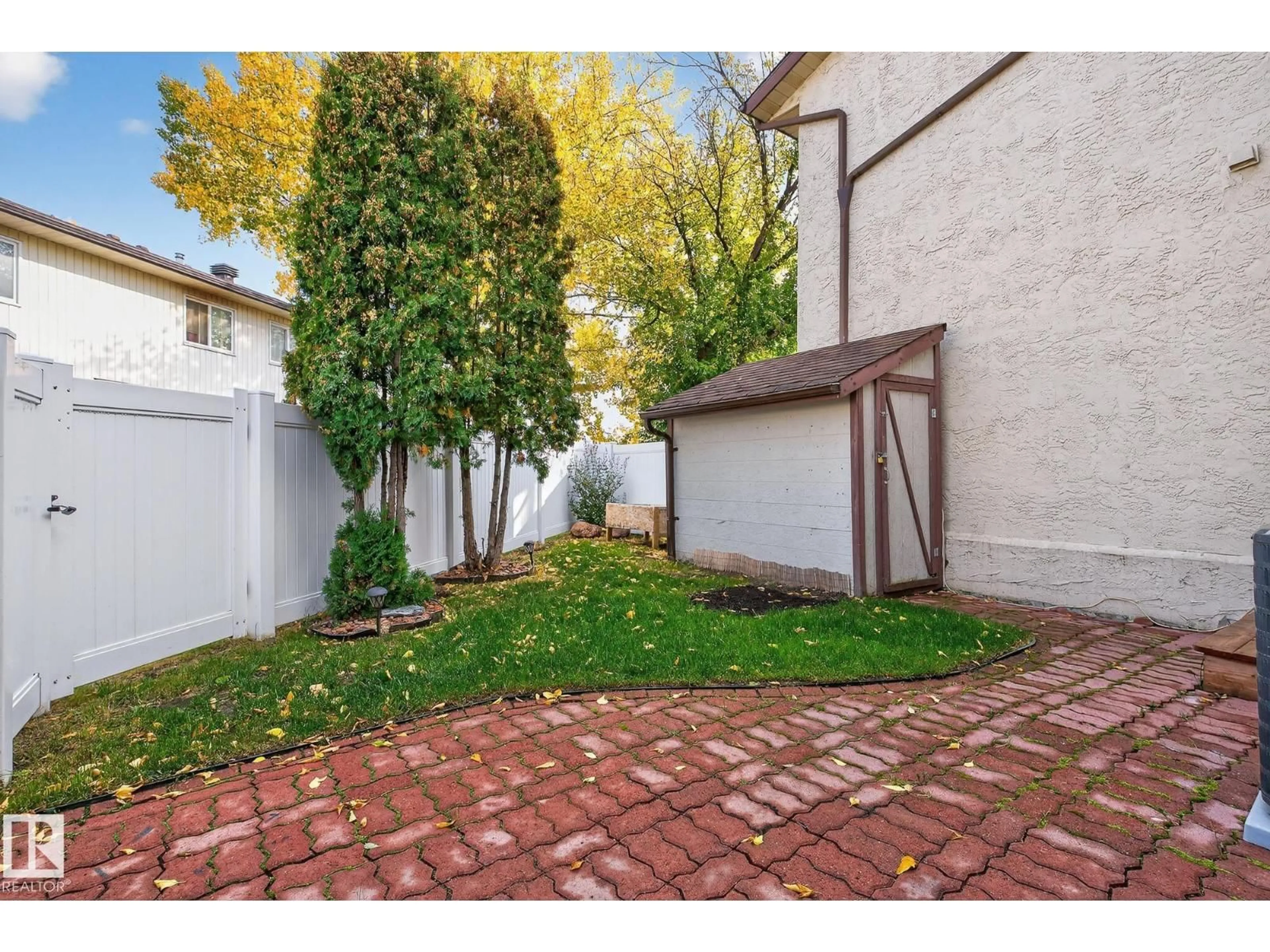 Patio, street for NW - 1235 62 ST, Edmonton Alberta T6L2H6