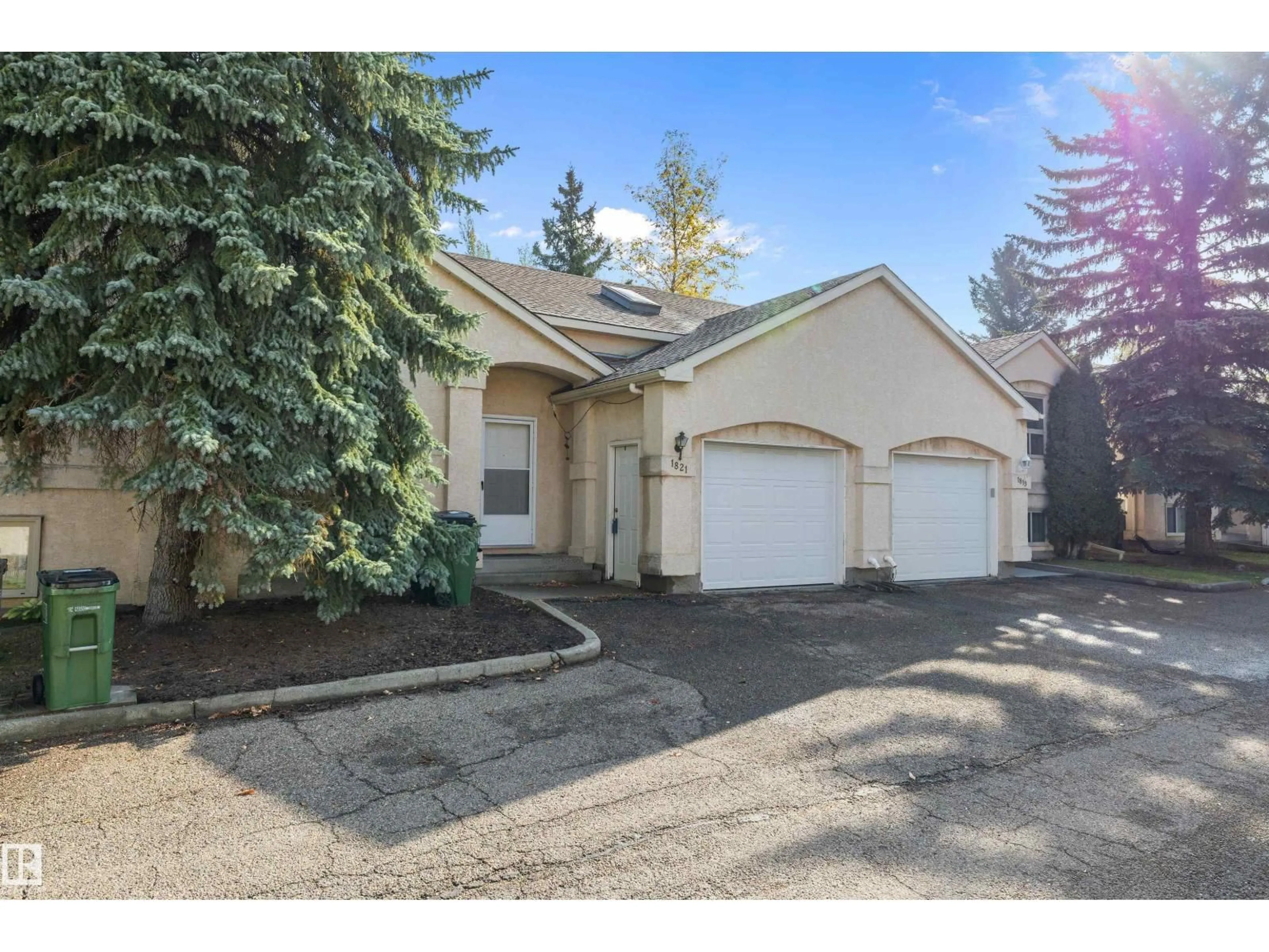 Unknown for 1821 MILL WOODS RD E, Edmonton Alberta T6L6K2