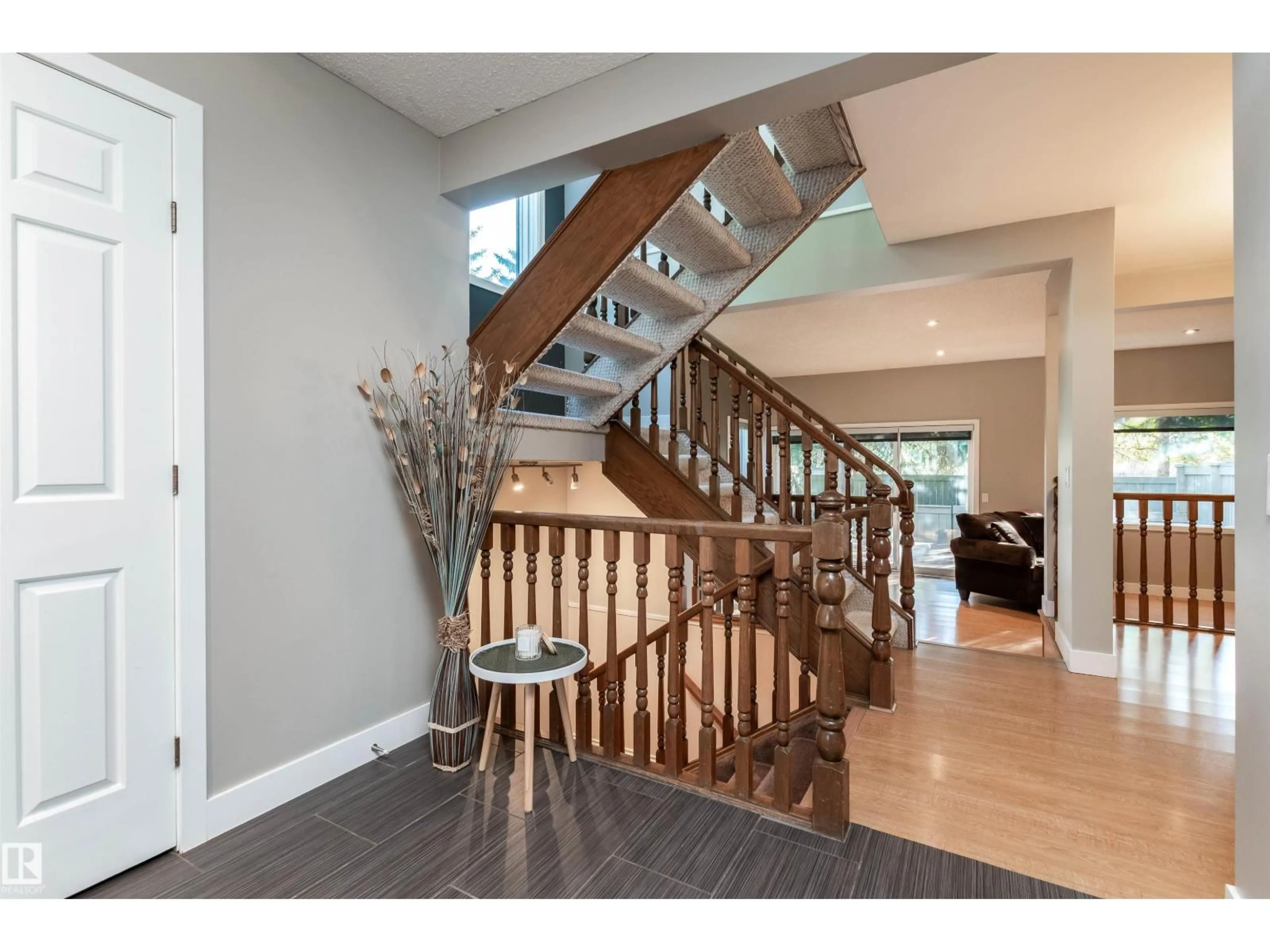 Unknown for 614 WOODBRIDGE WY, Sherwood Park Alberta T8A4E4