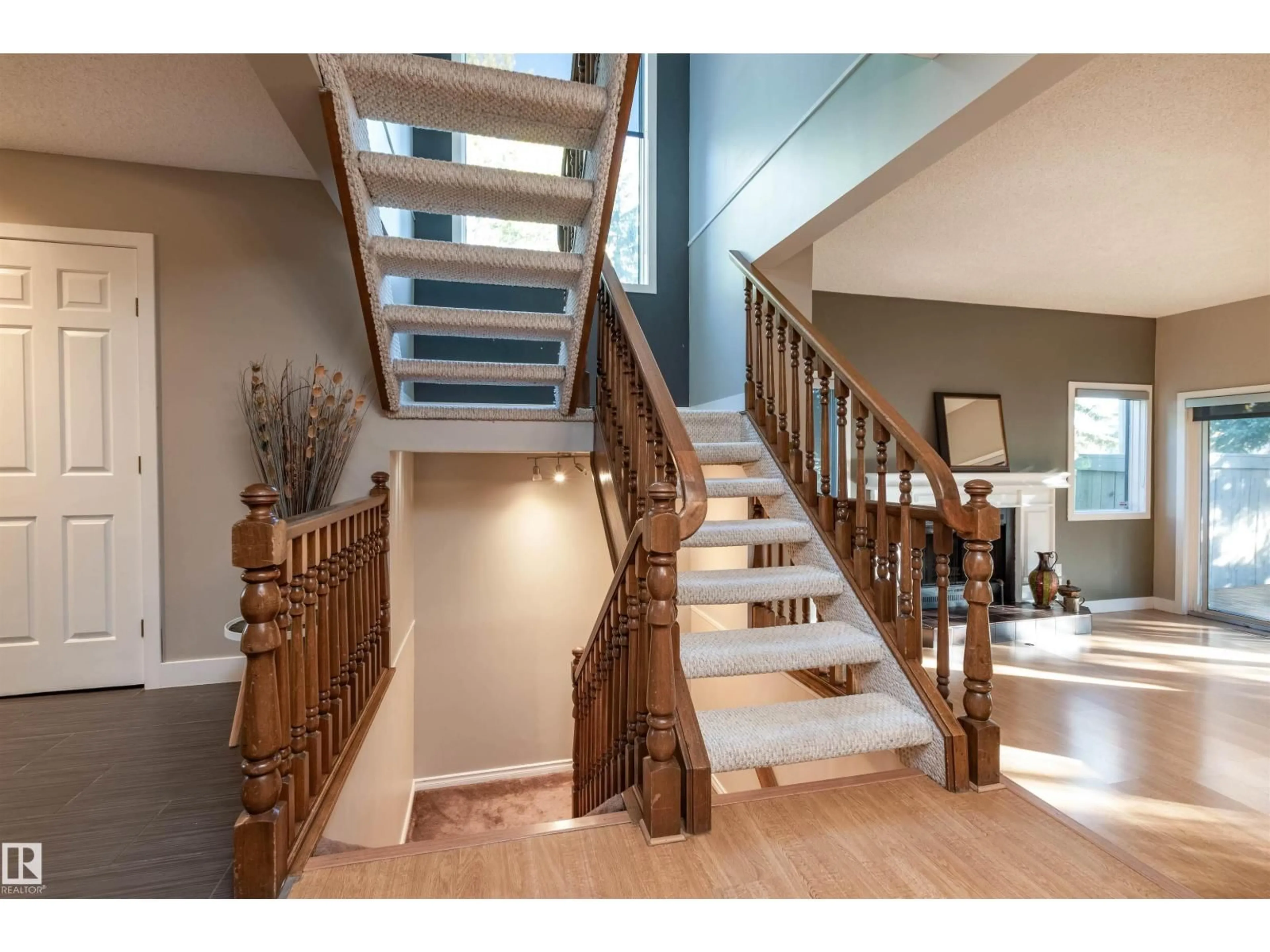 Unknown for 614 WOODBRIDGE WY, Sherwood Park Alberta T8A4E4