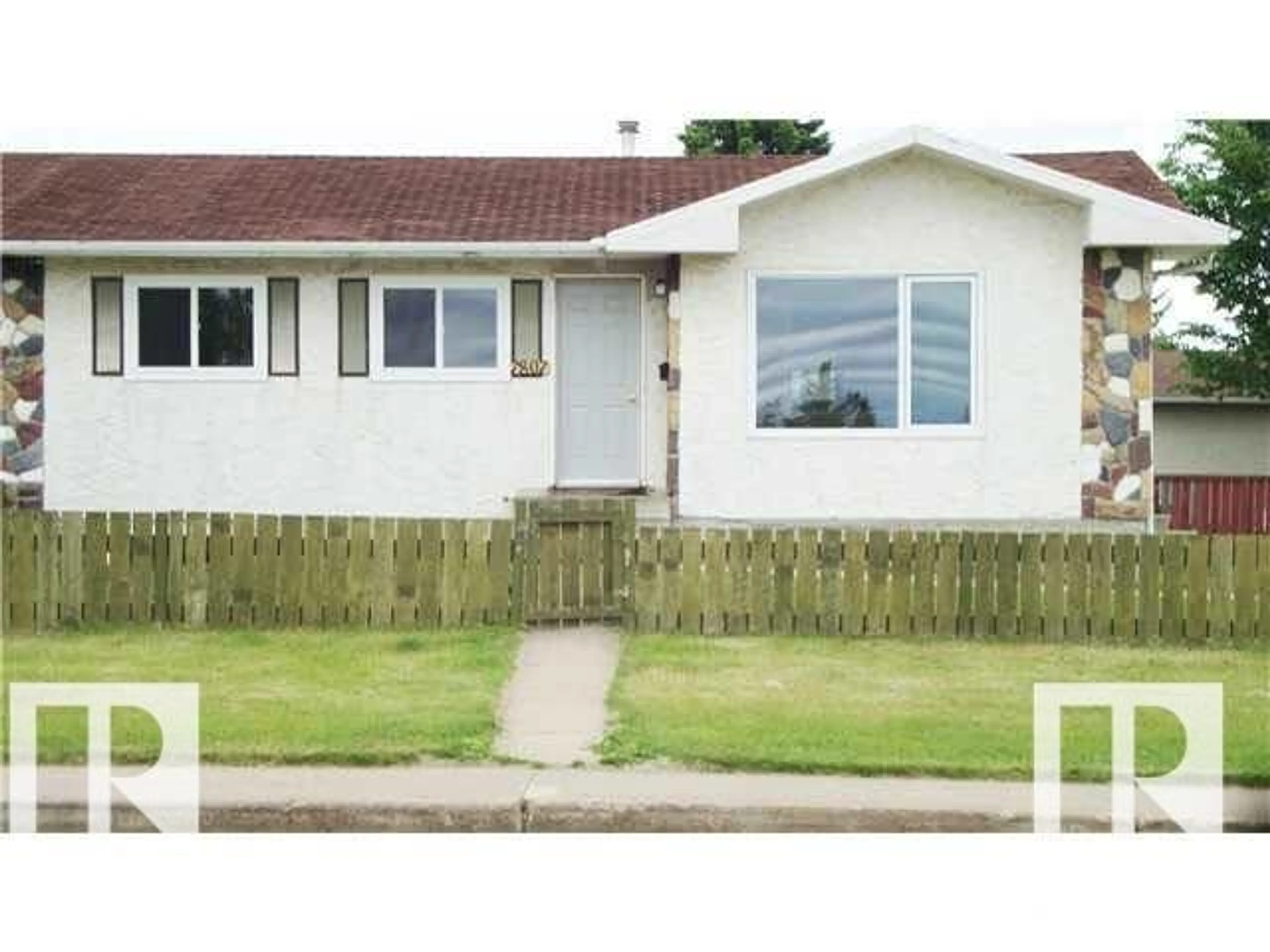 Unknown for 7807 36 AV, Edmonton Alberta T6K0C5