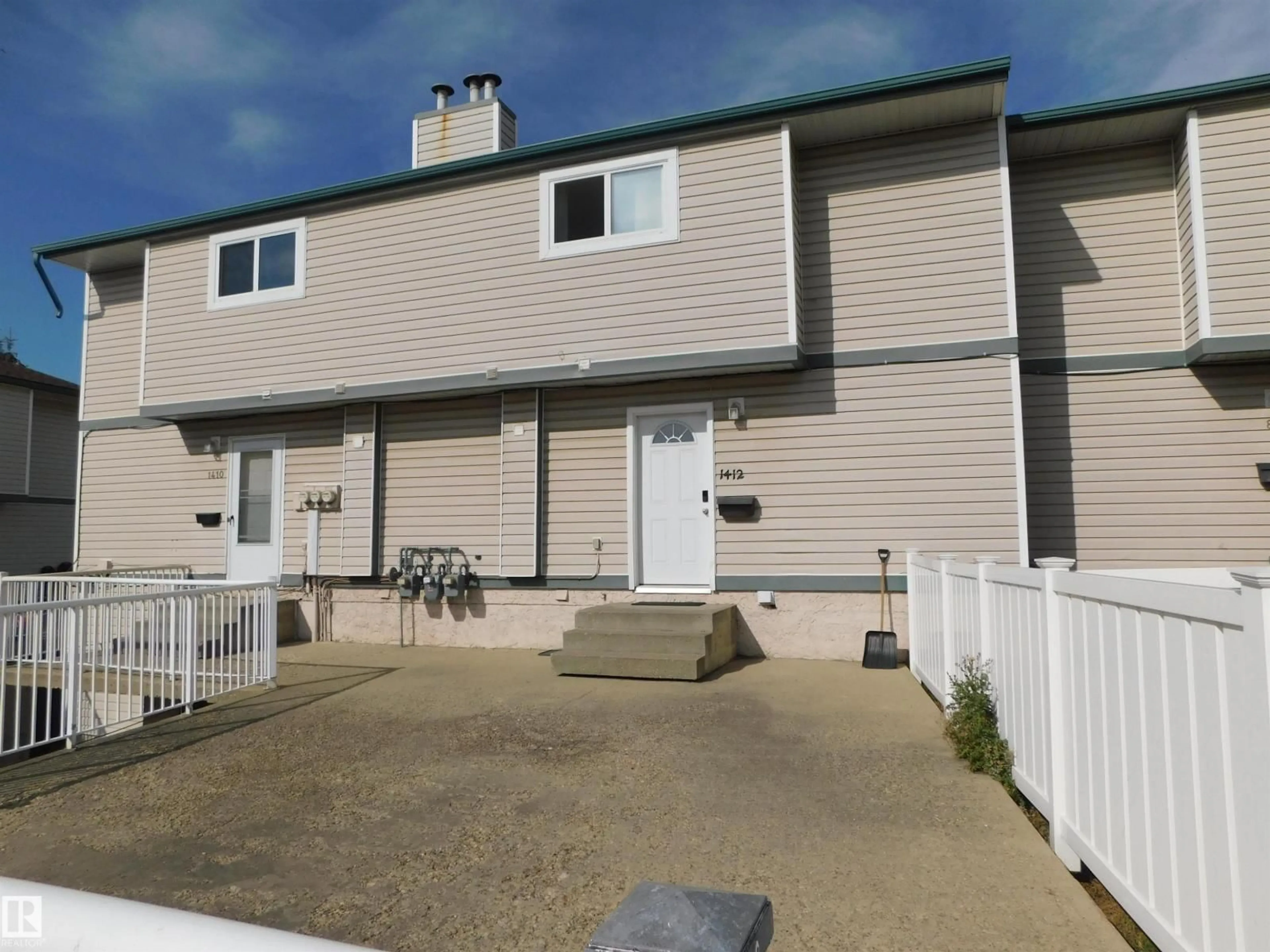 Unknown for 1412 LAKEWOOD RD, Edmonton Alberta T6K3M2