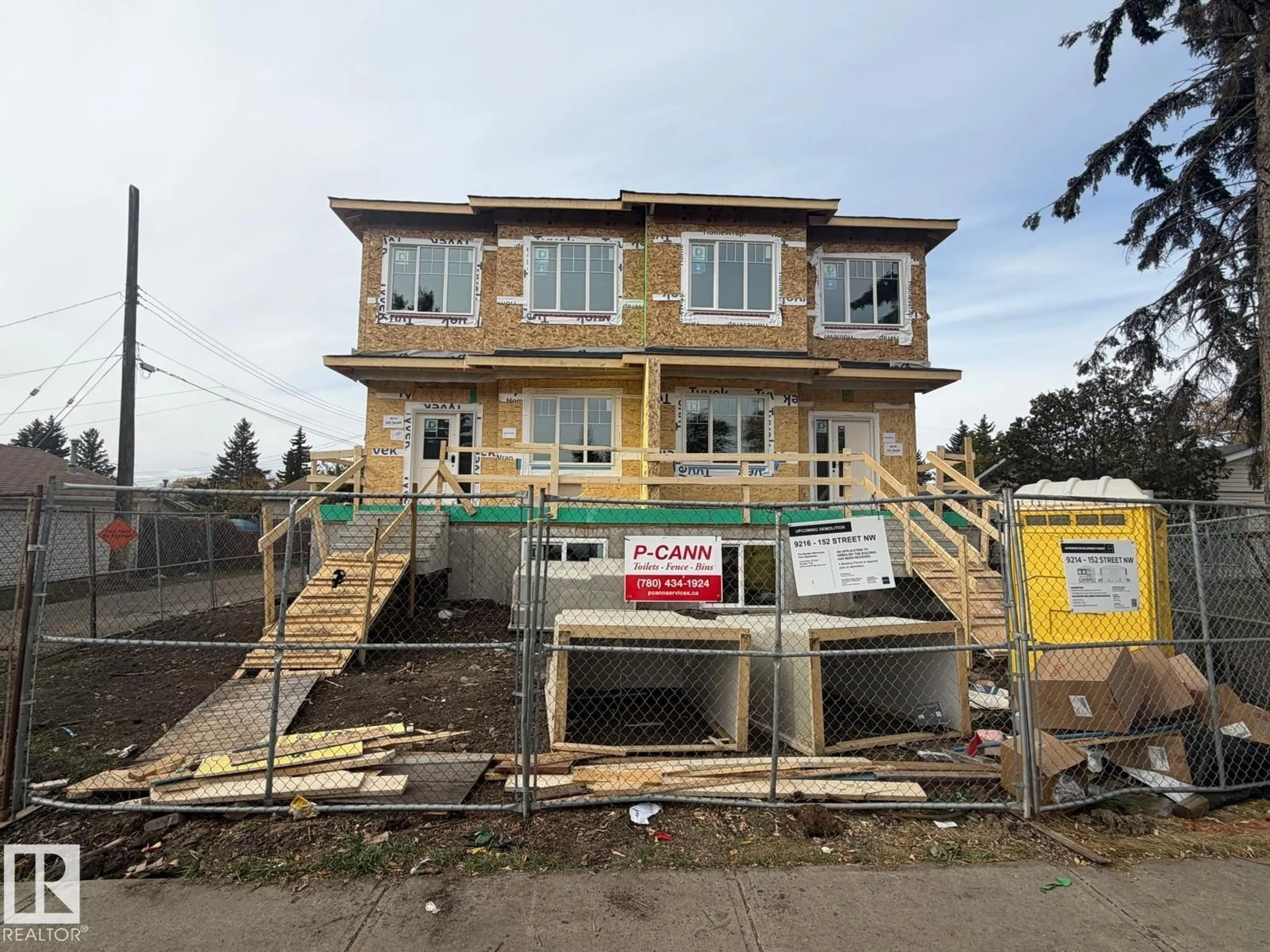Unknown for 9214 152 ST, Edmonton Alberta T5R1M7