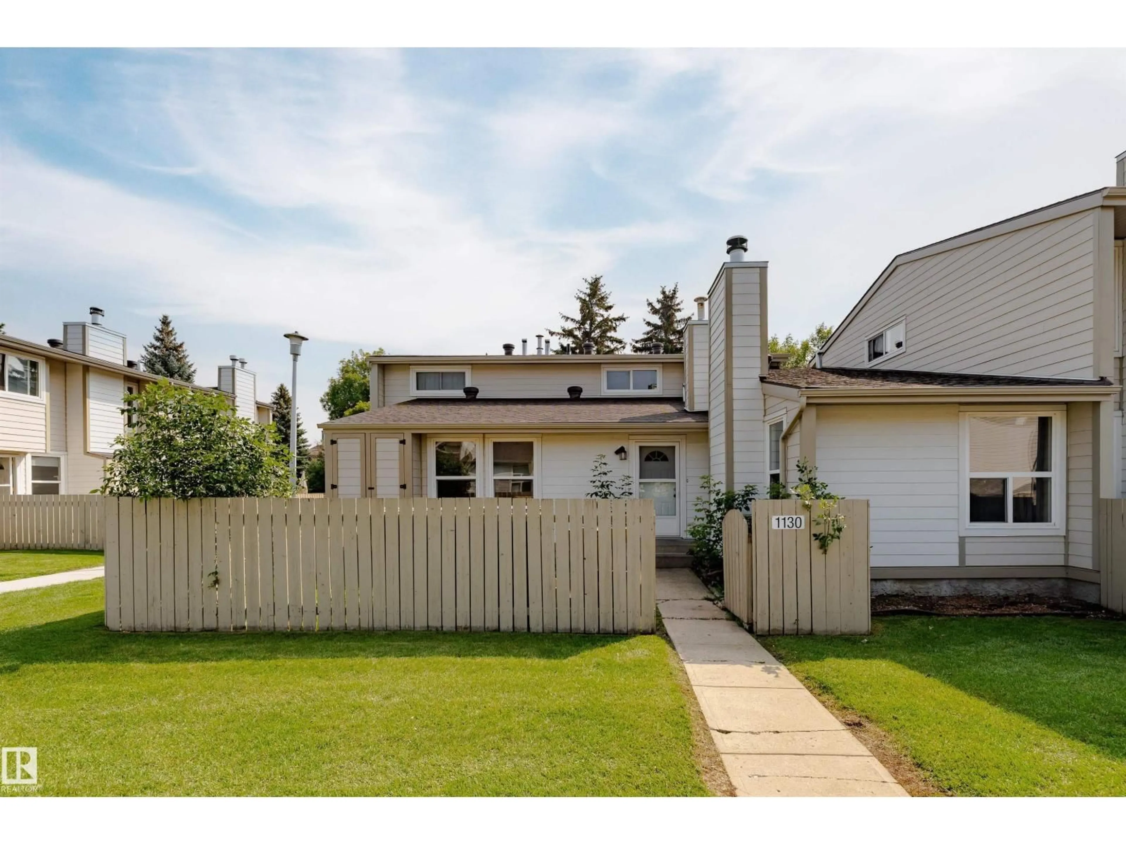 A pic from outside/outdoor area/front of a property/back of a property/a pic from drone, street for 1130 KNOTTWOOD RD, Edmonton Alberta T6K2J8