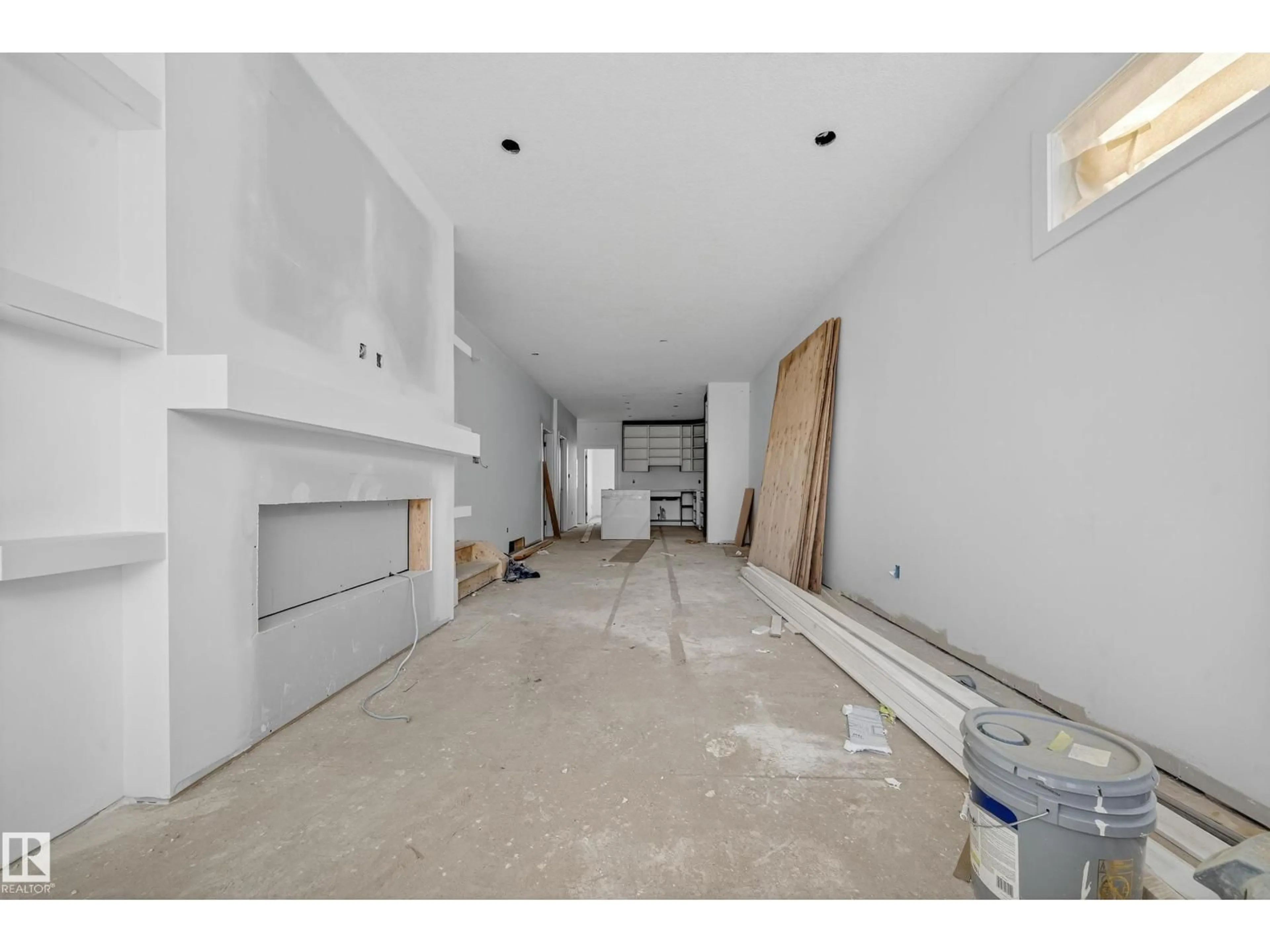 Unknown for NW - 5213 104A ST, Edmonton Alberta T6H2L9