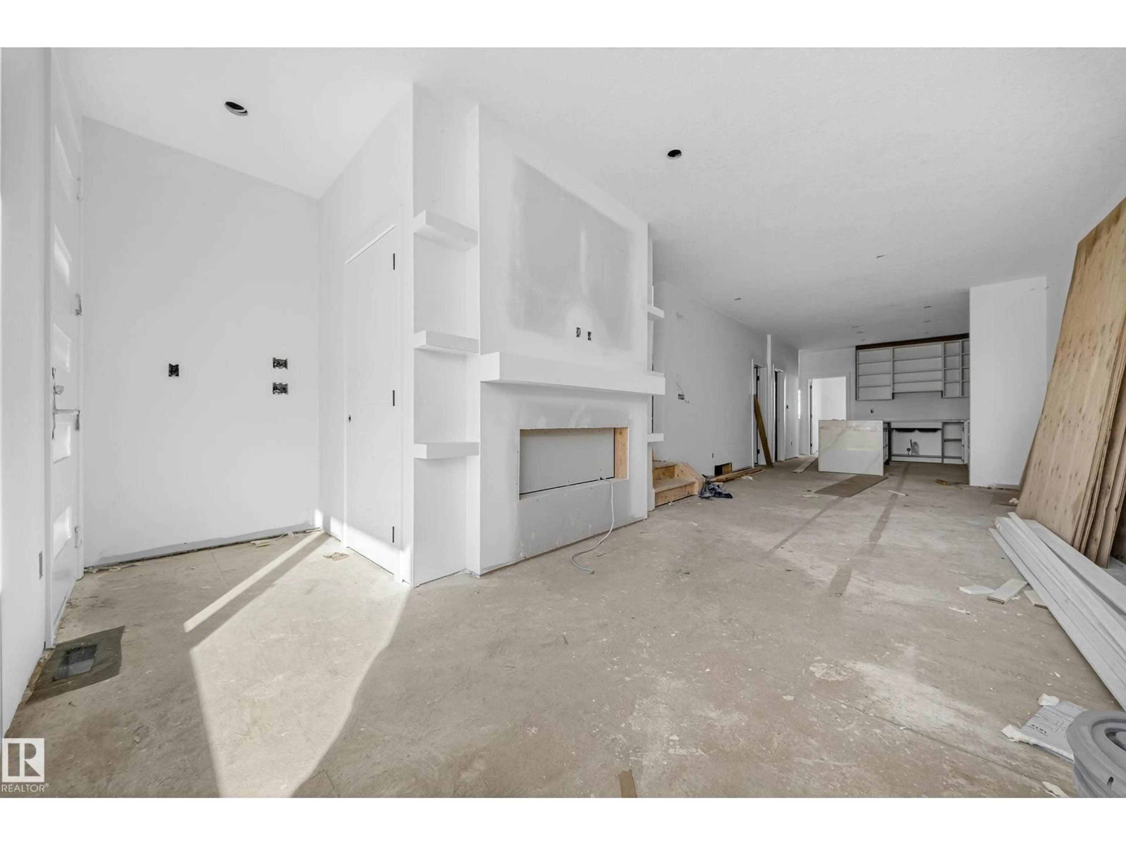 Unknown for NW - 5213 104A ST, Edmonton Alberta T6H2L9